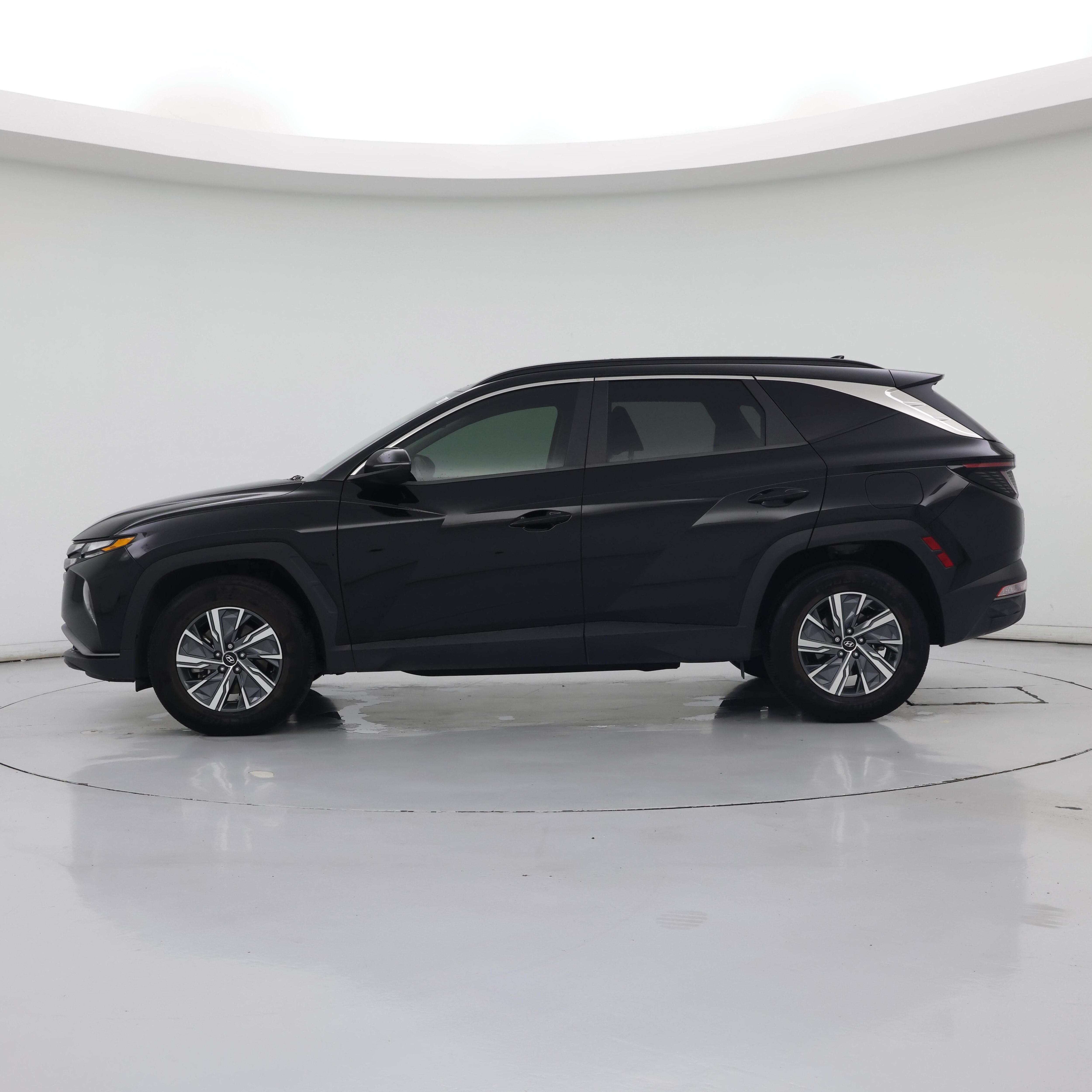 Thumbnail: 2022 Hyundai Tucson - 3