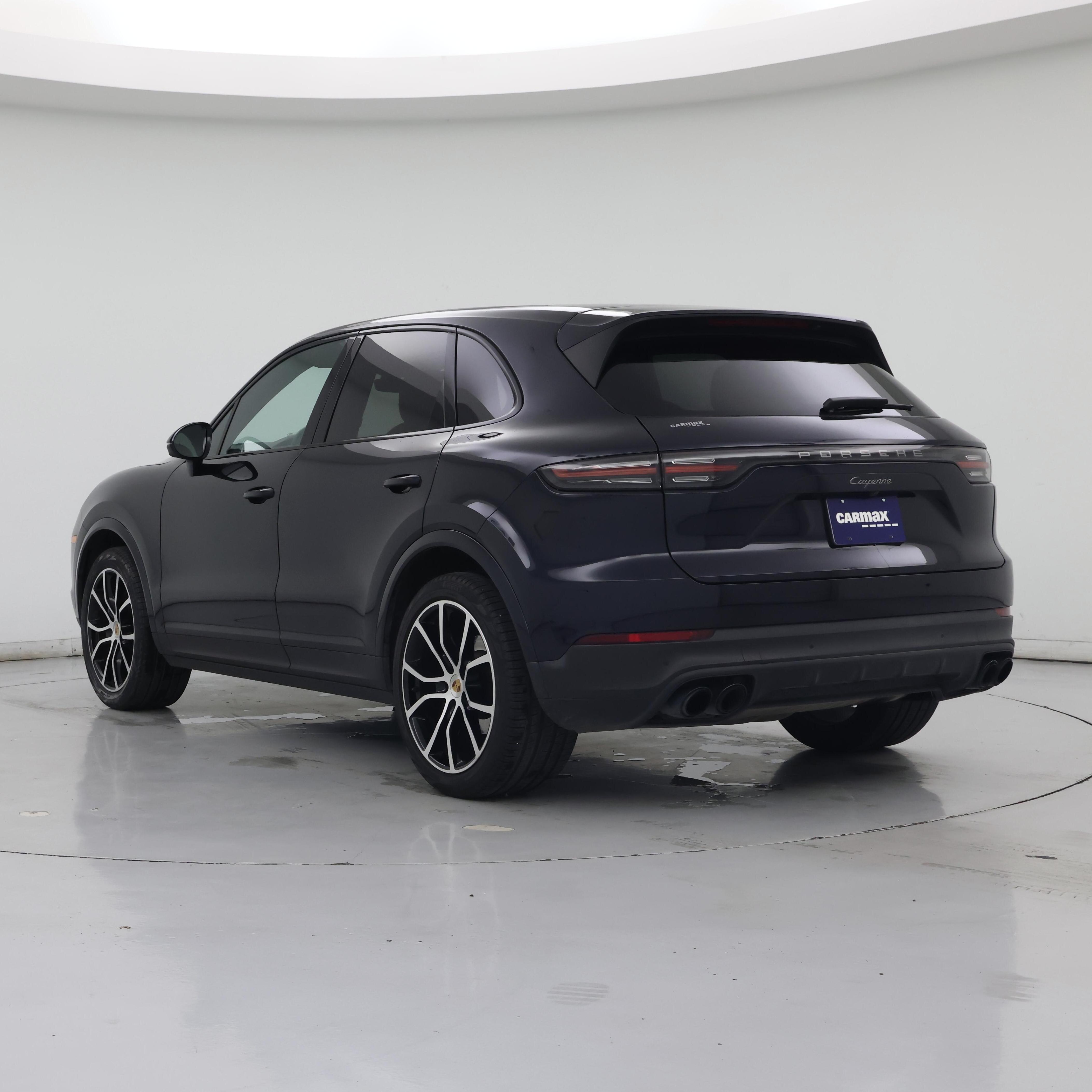 Thumbnail: 2022 Porsche Cayenne - 2
