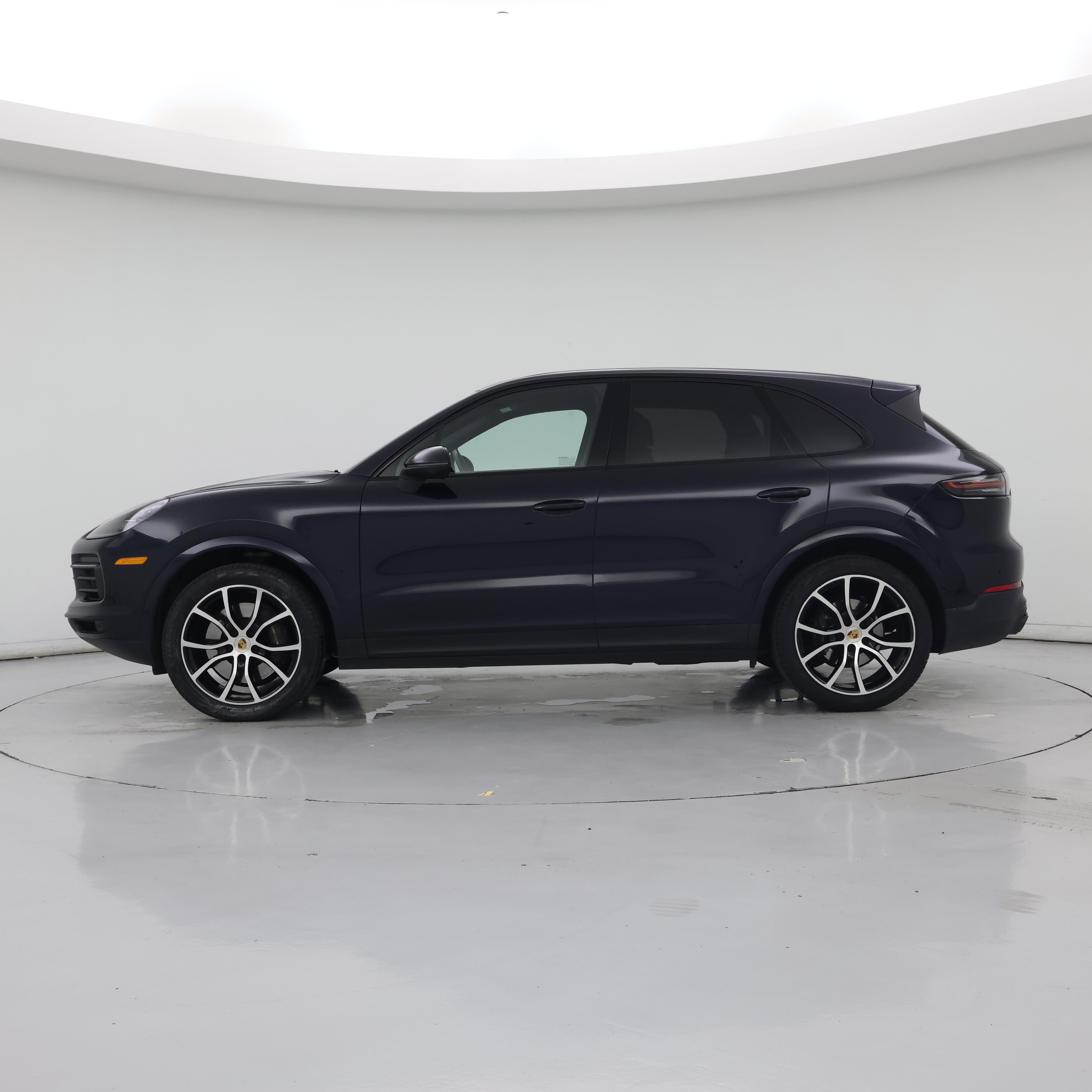 Thumbnail: 2022 Porsche Cayenne - 3