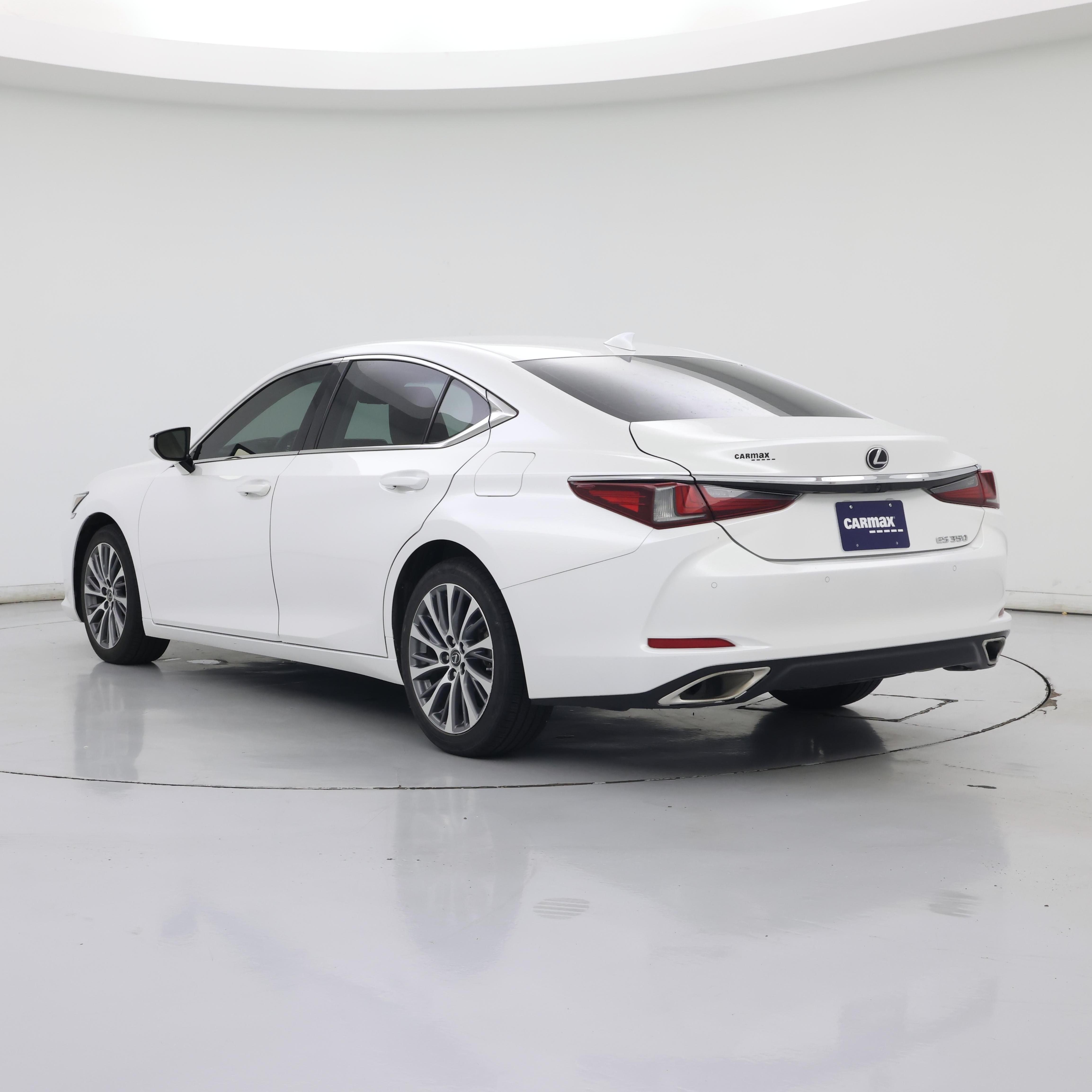 Thumbnail: 2020 Lexus ES - 2
