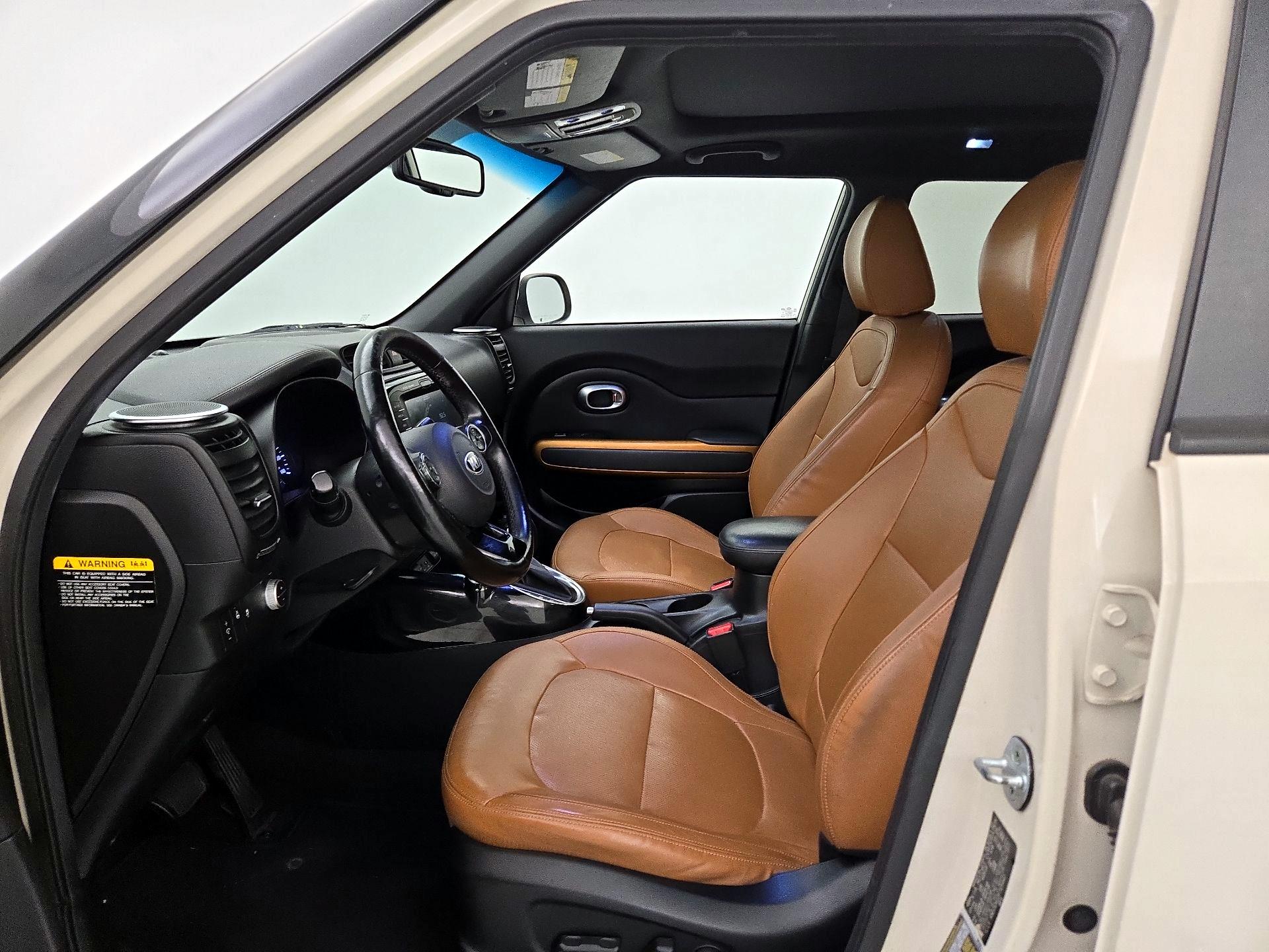 Thumbnail: 2015 Kia Soul - 11