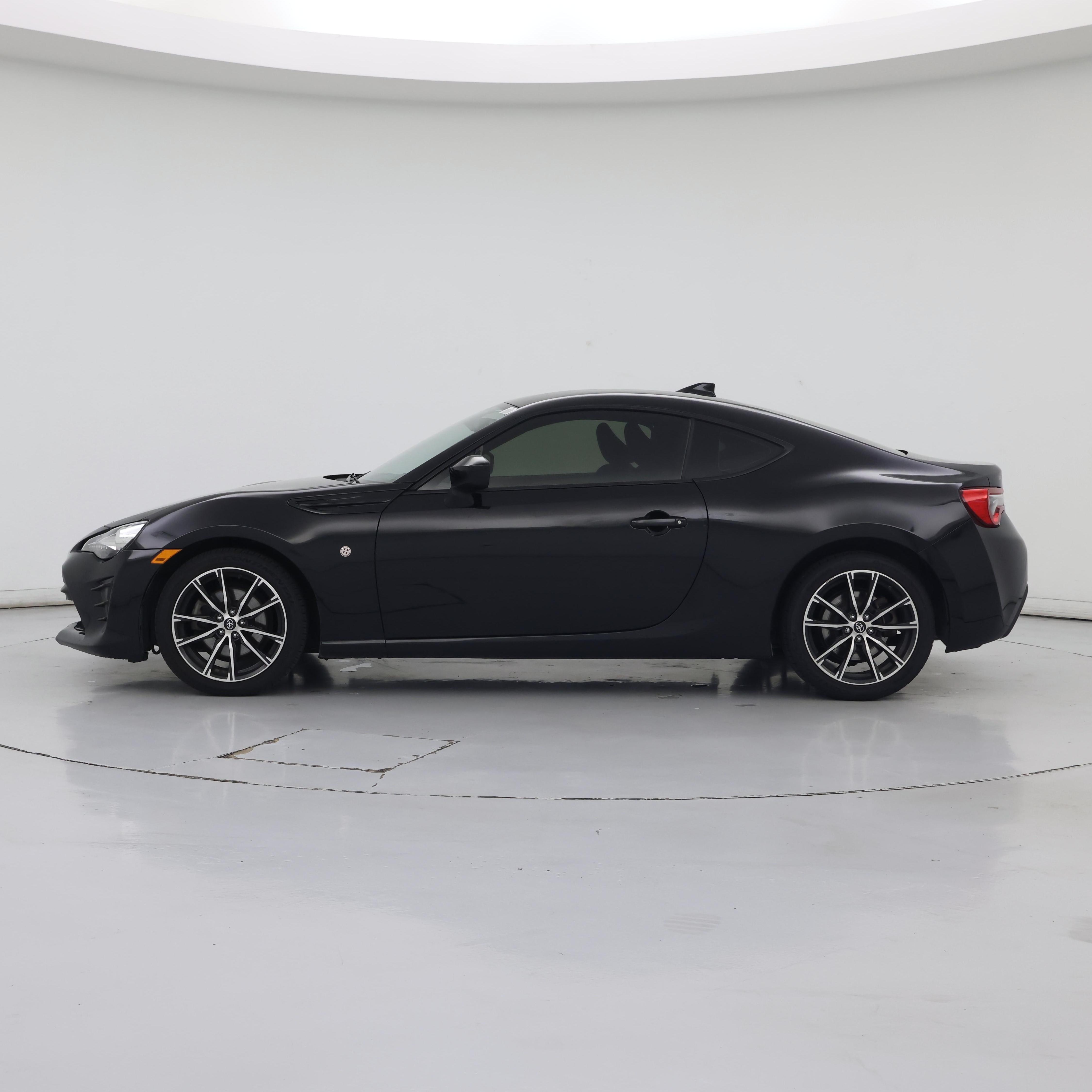 Thumbnail: 2018 Toyota 86 - 3