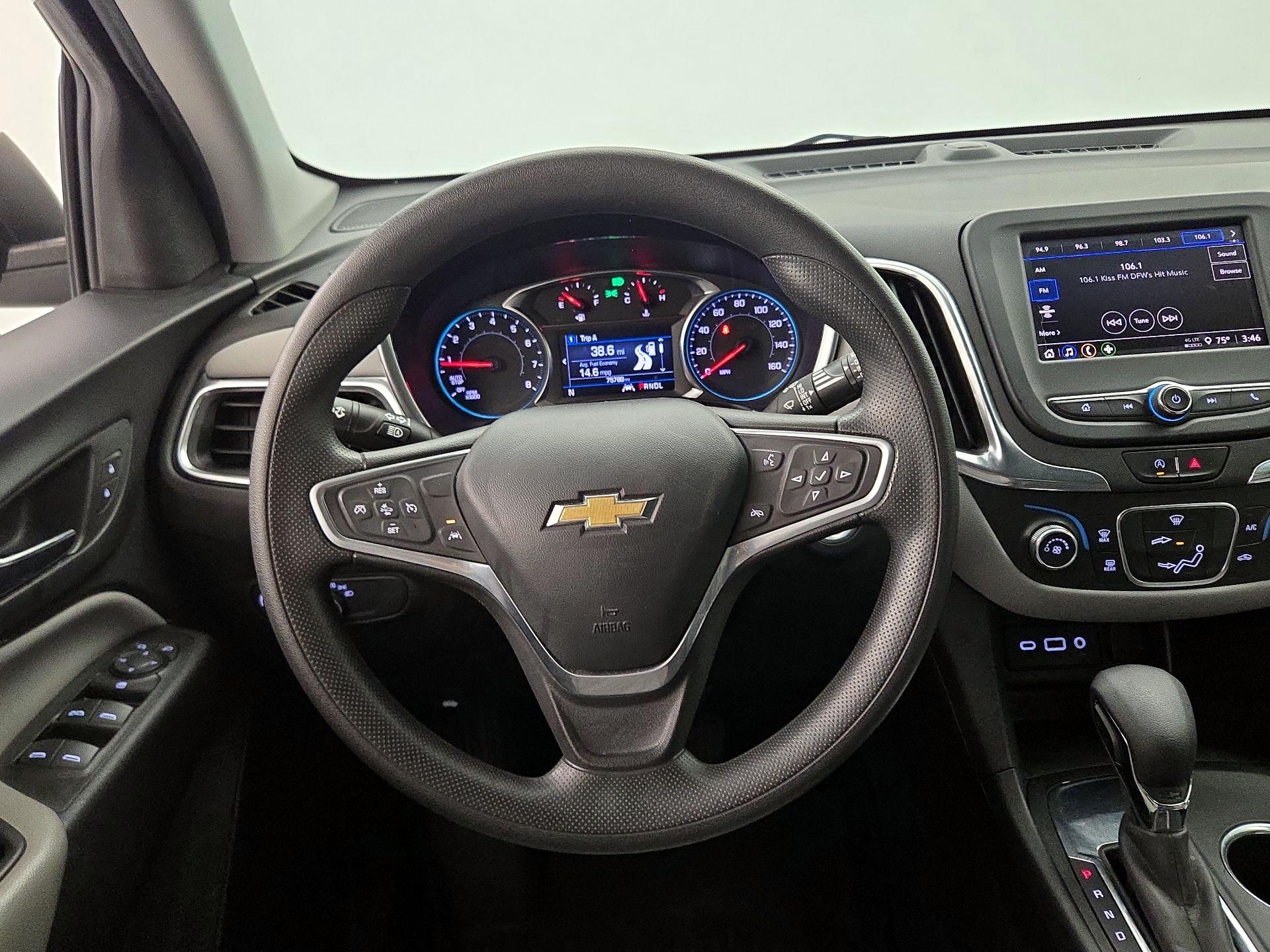 Thumbnail: 2022 Chevrolet Equinox - 10