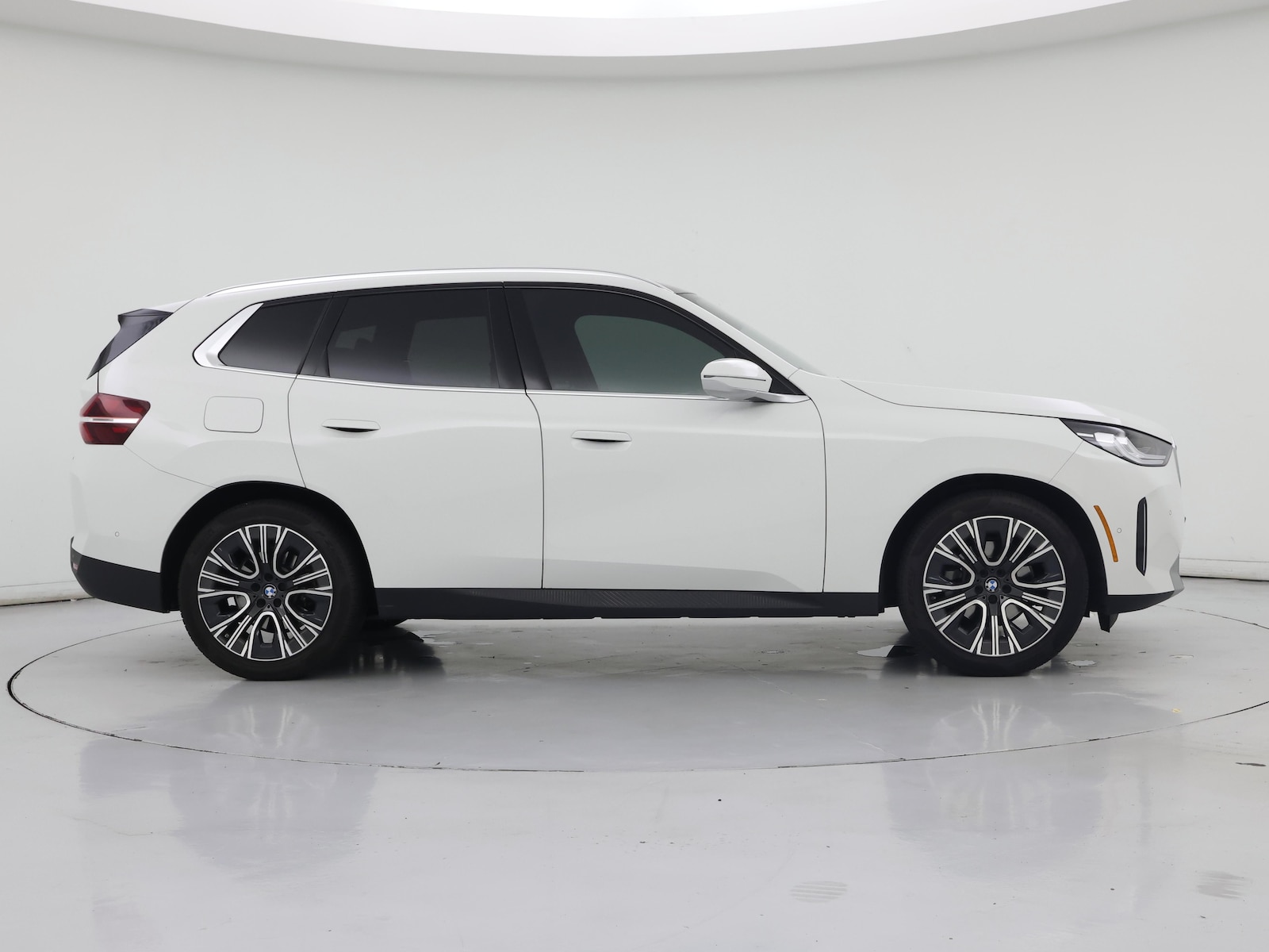 2025 BMW X3 30 - Photo 8