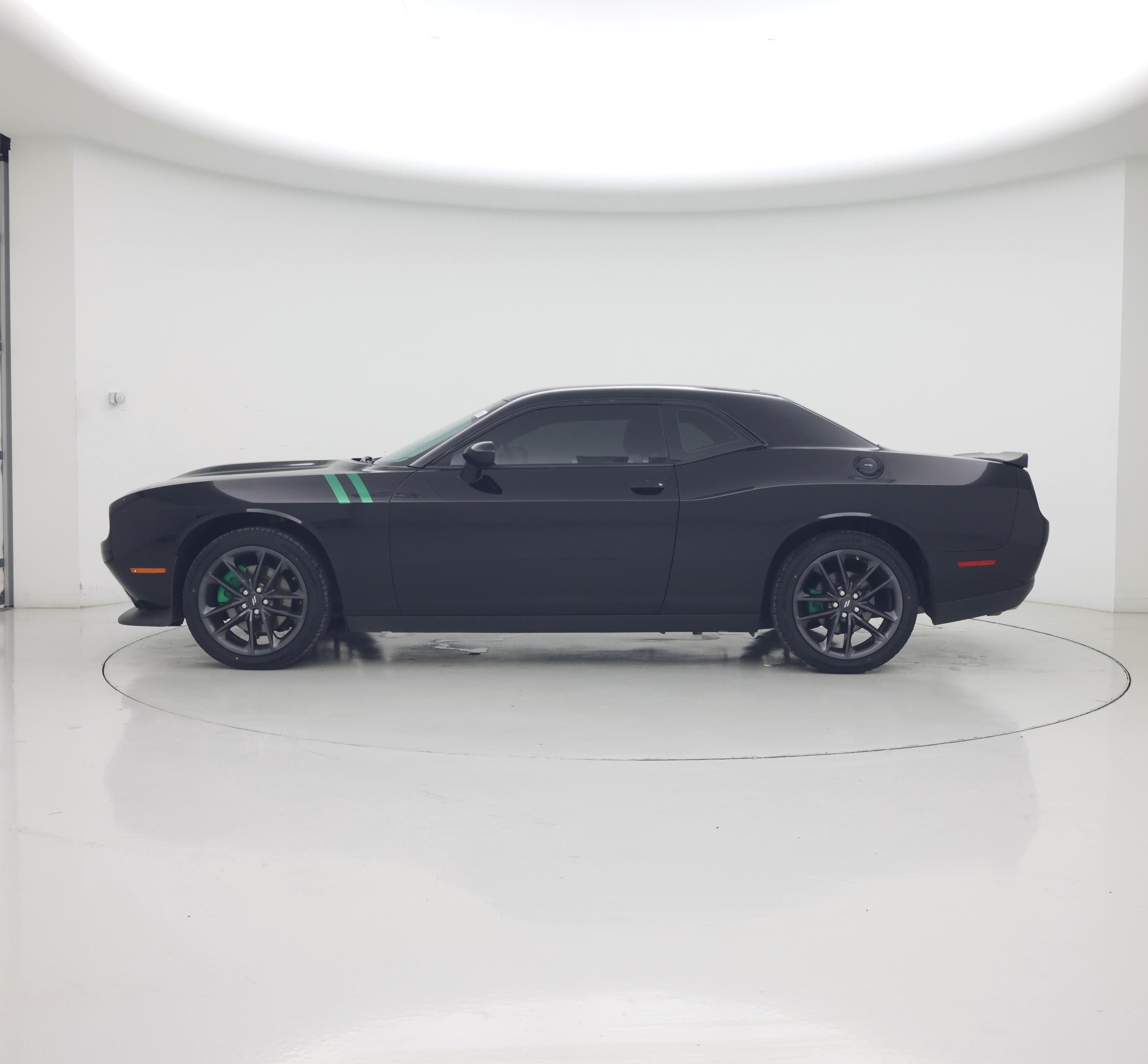 Thumbnail: 2022 Dodge Challenger - 3