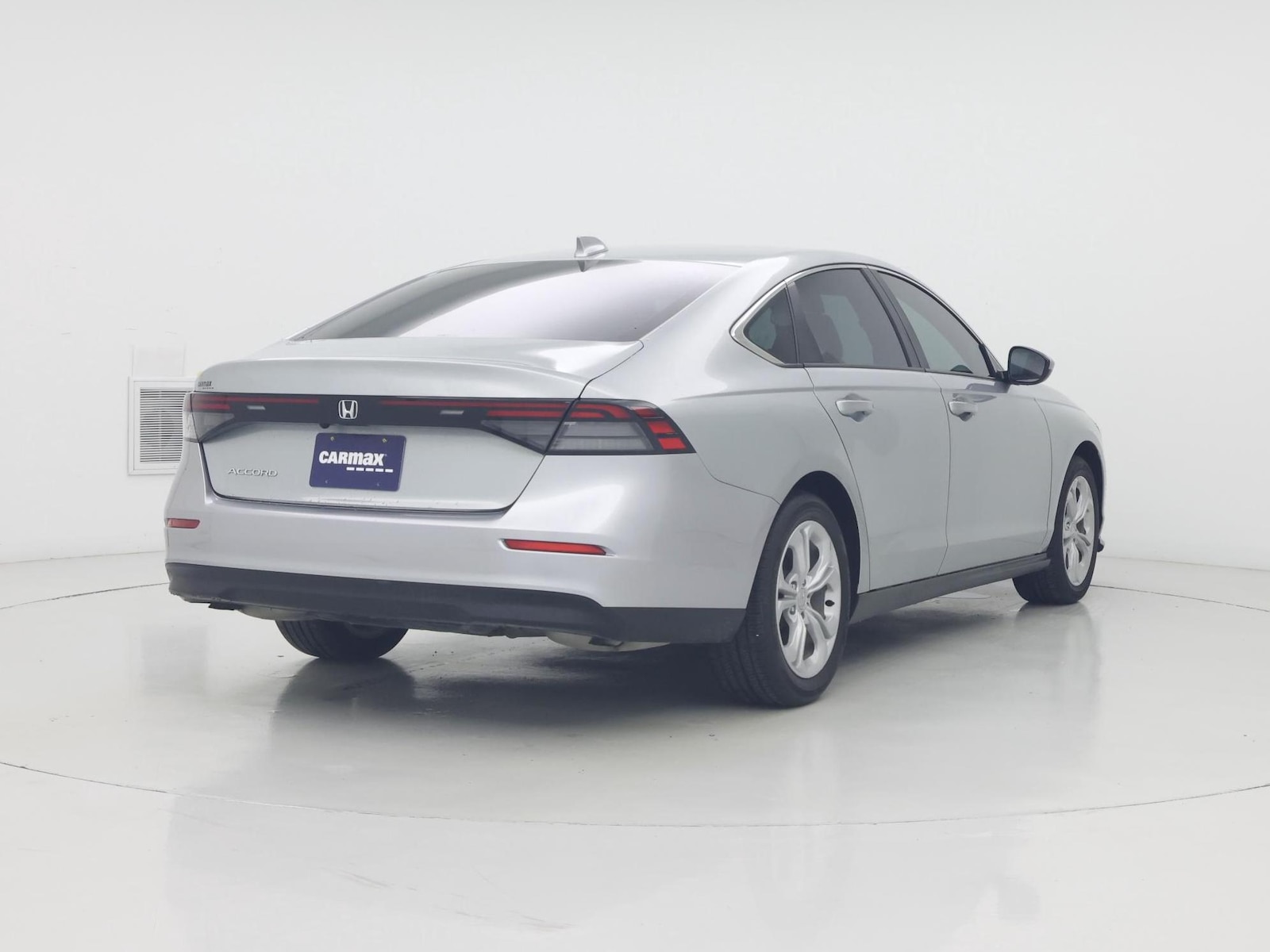 2024 Honda Accord LX - Photo 9