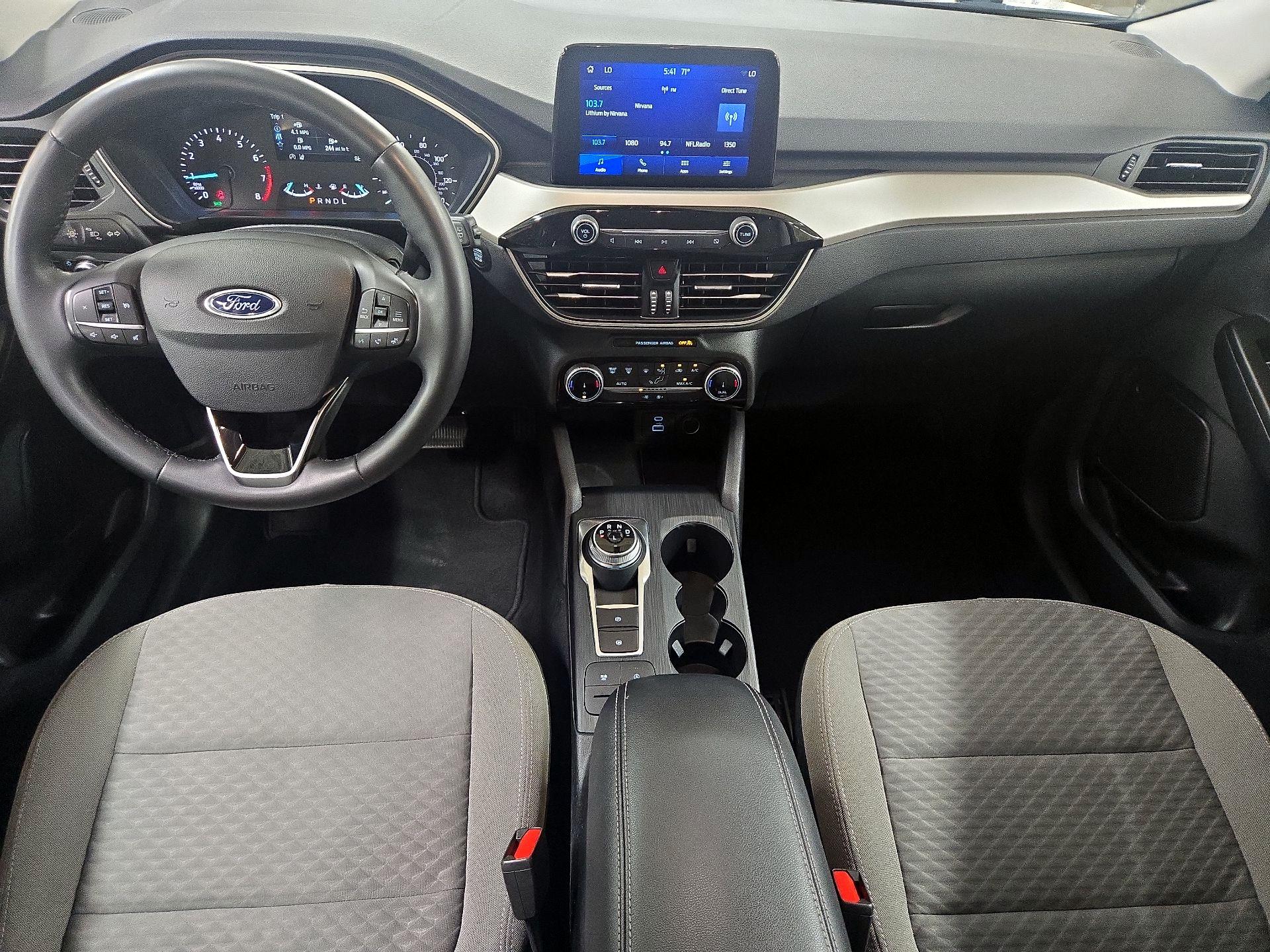 Thumbnail: 2022 Ford Escape - 9