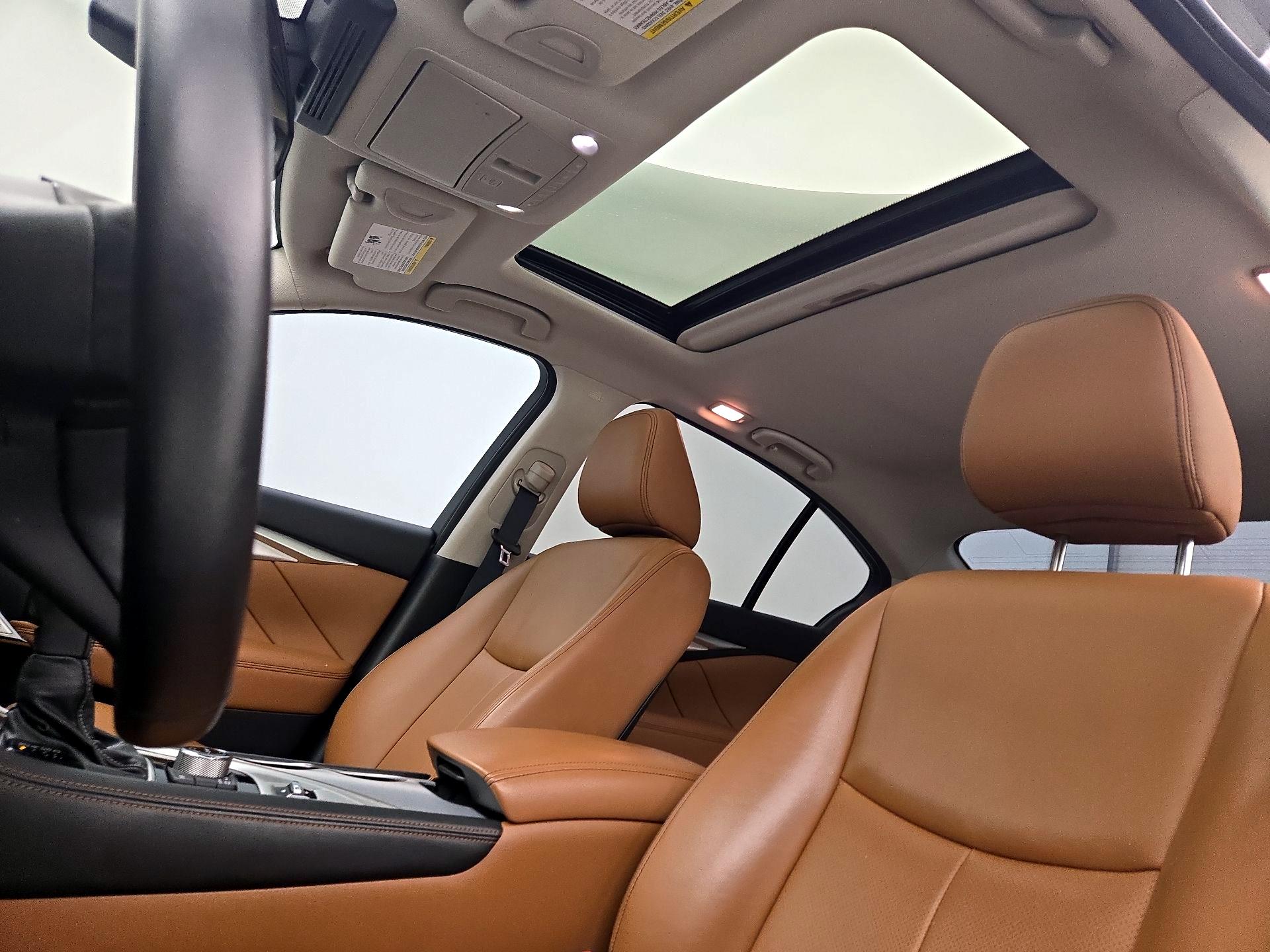 Thumbnail: 2023 INFINITI Q50 - 19