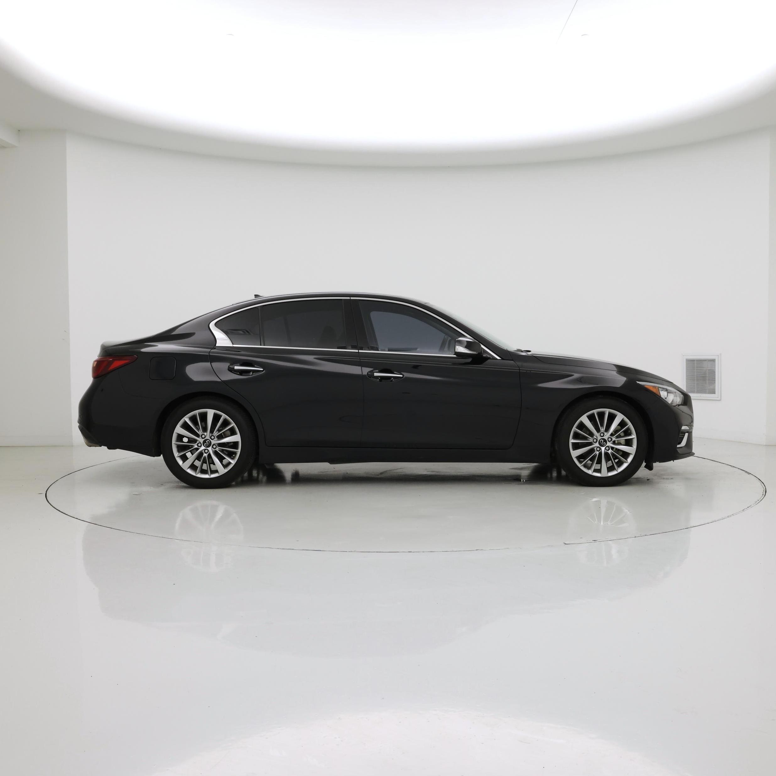 Thumbnail: 2023 INFINITI Q50 - 7