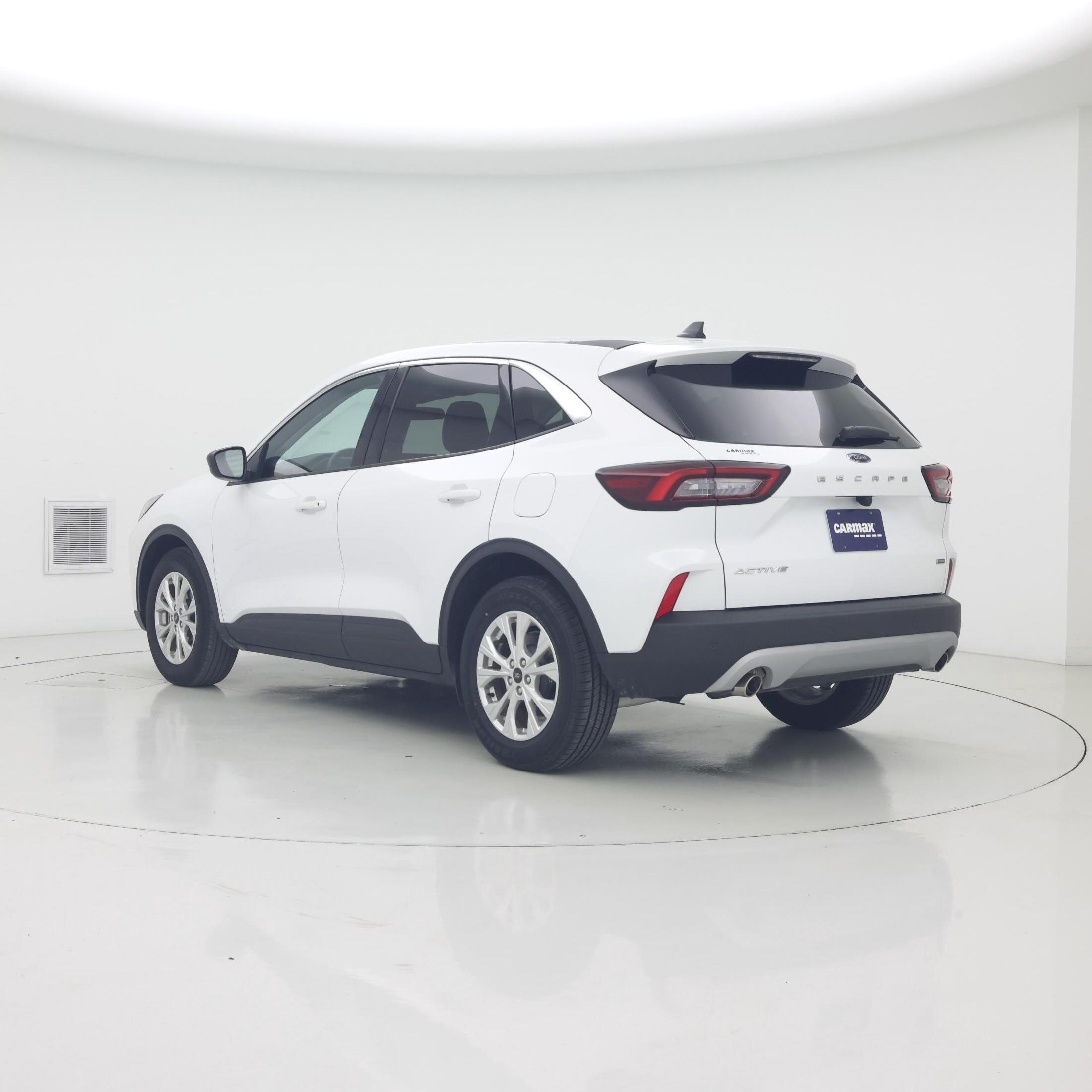 Thumbnail: 2023 Ford Escape - 2