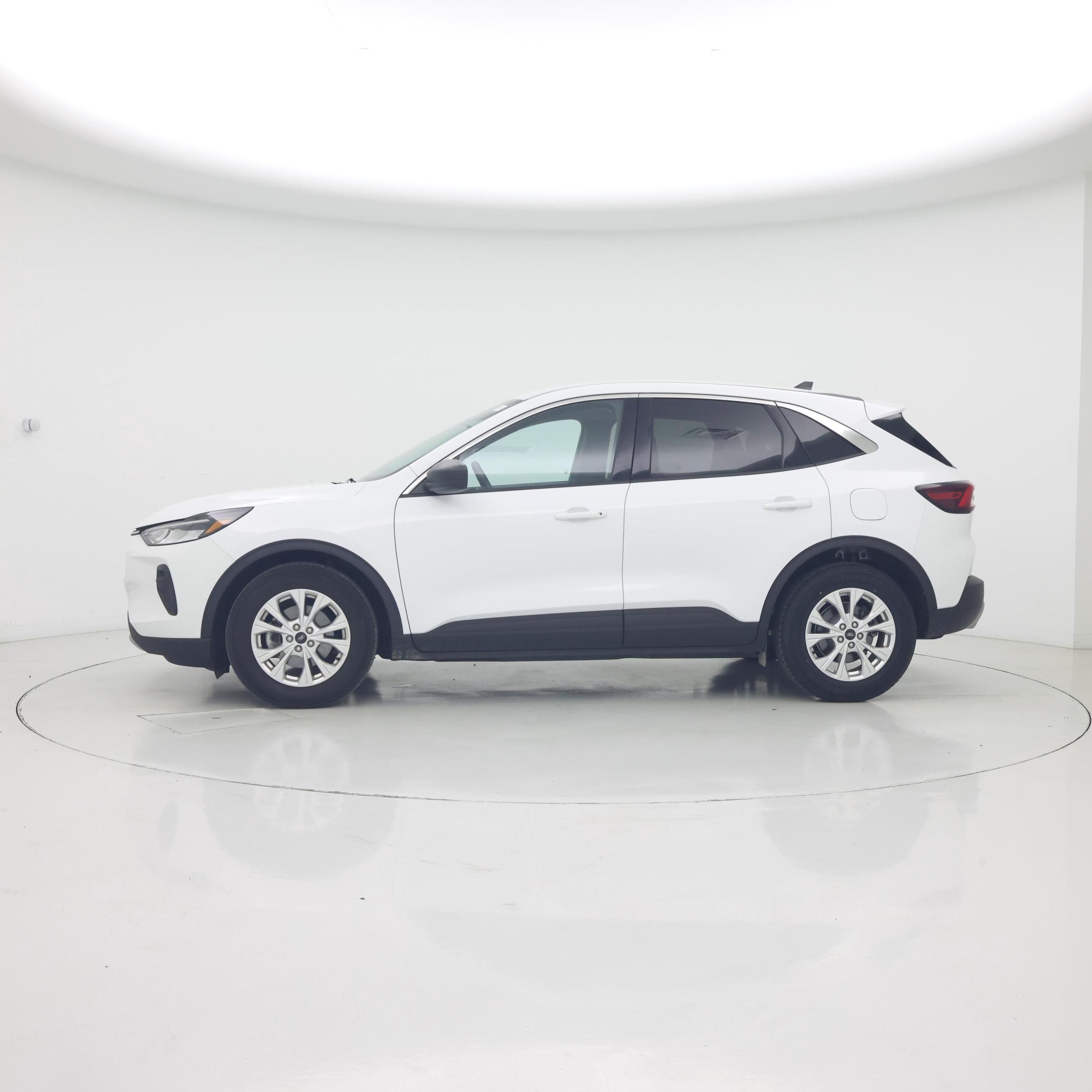 Thumbnail: 2023 Ford Escape - 3