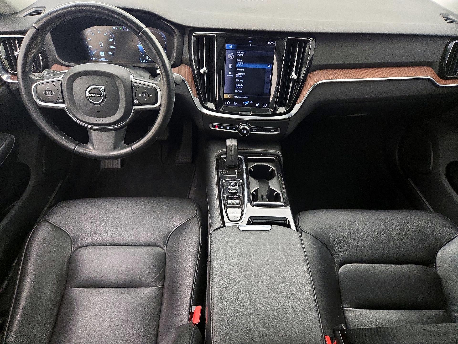 Thumbnail: 2021 Volvo S60 - 9