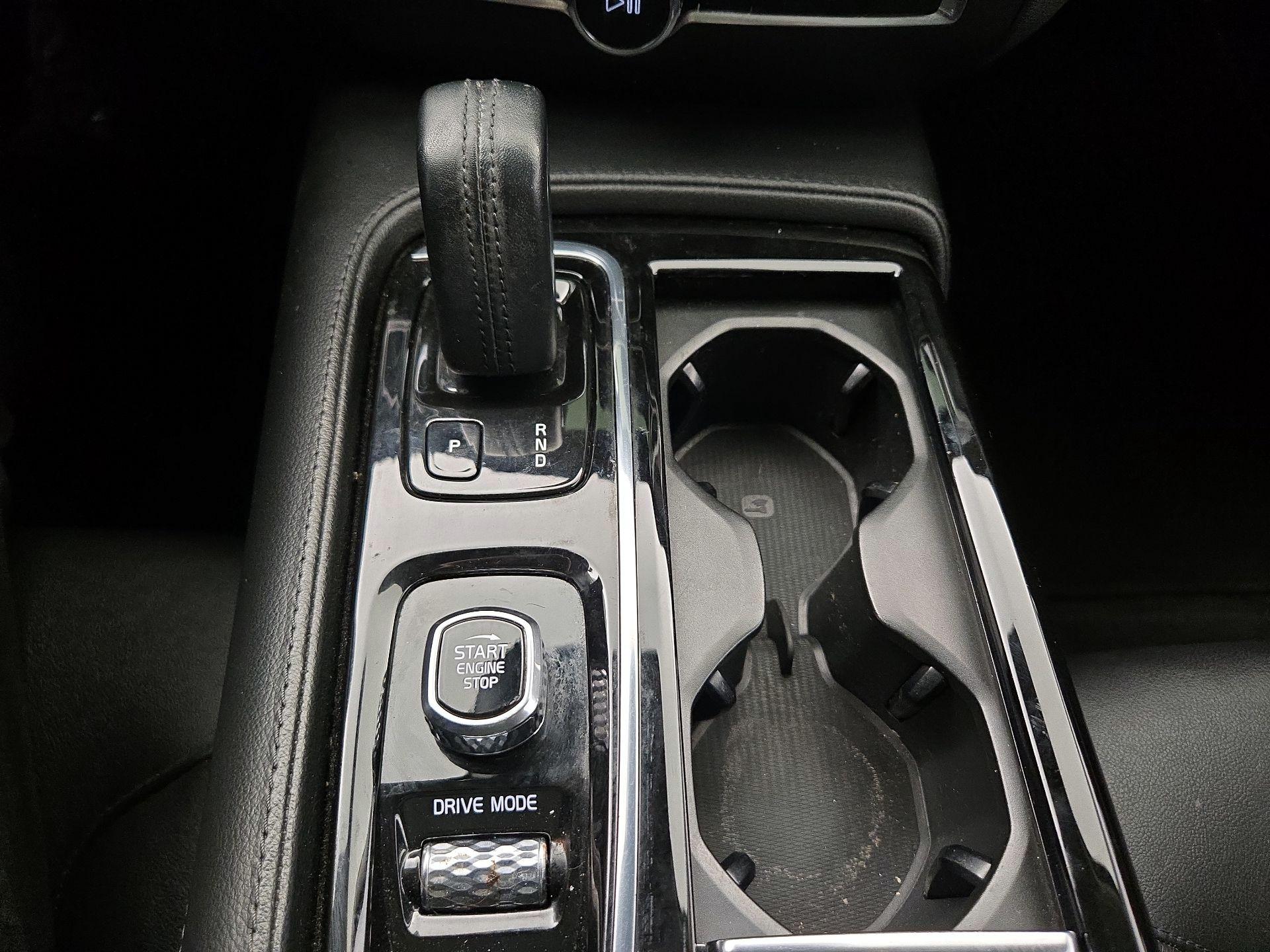 Thumbnail: 2021 Volvo S60 - 17