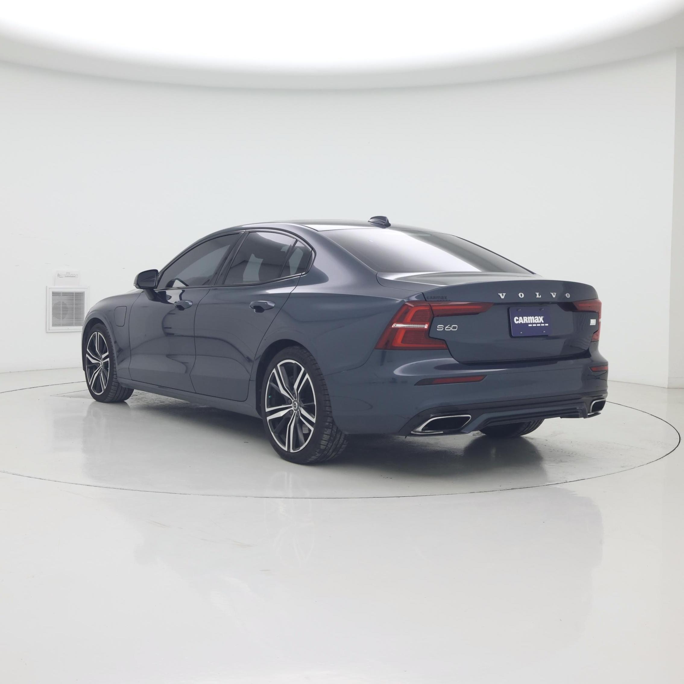 Thumbnail: 2021 Volvo S60 - 2