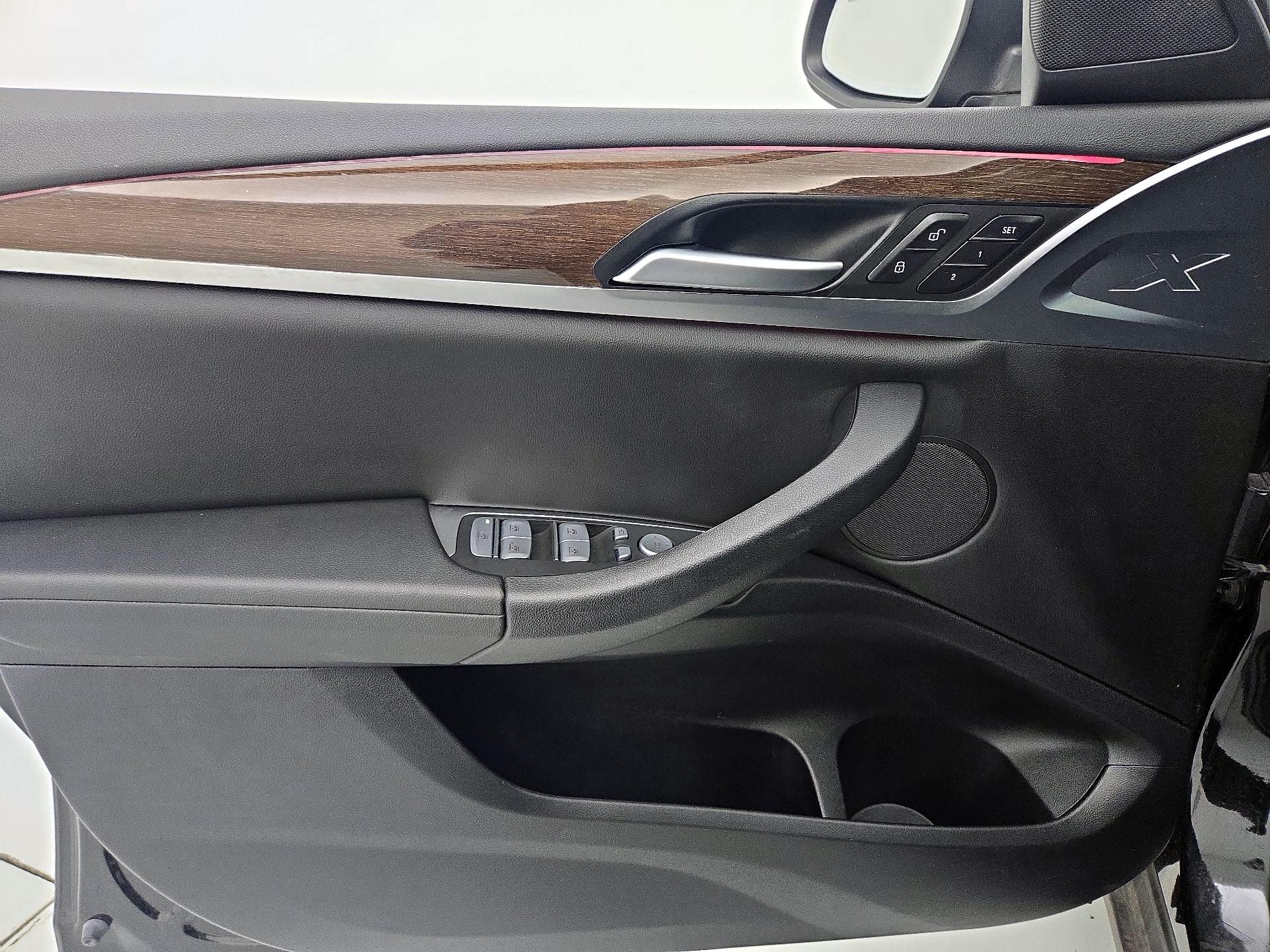 Thumbnail: 2024 BMW X4 - 12