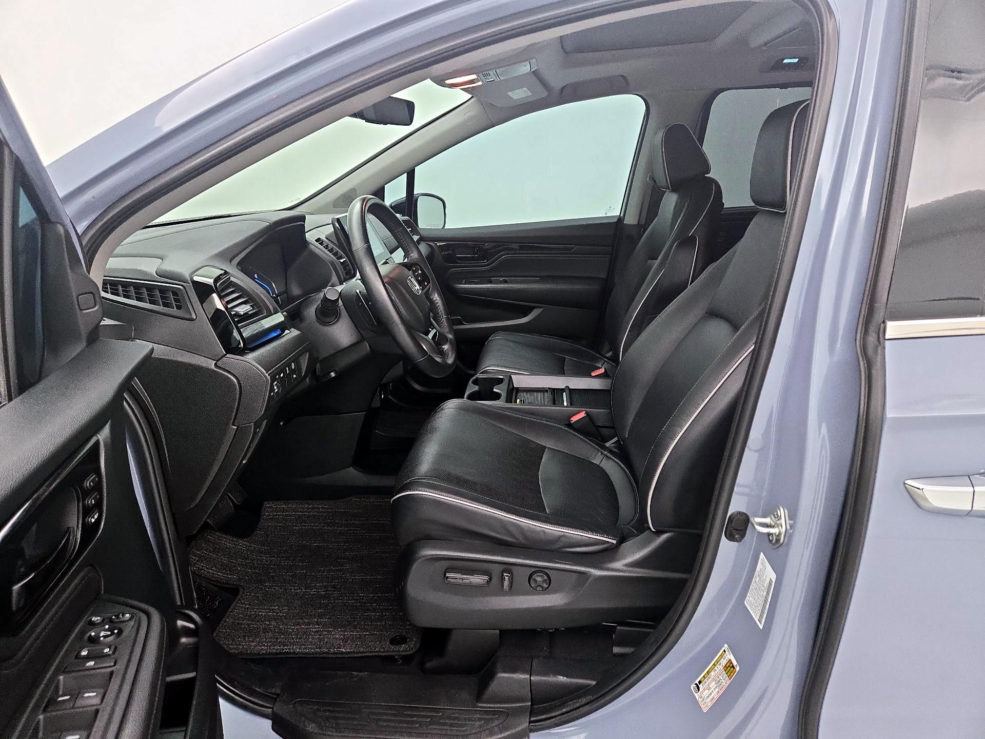Thumbnail: 2023 Honda Odyssey - 11