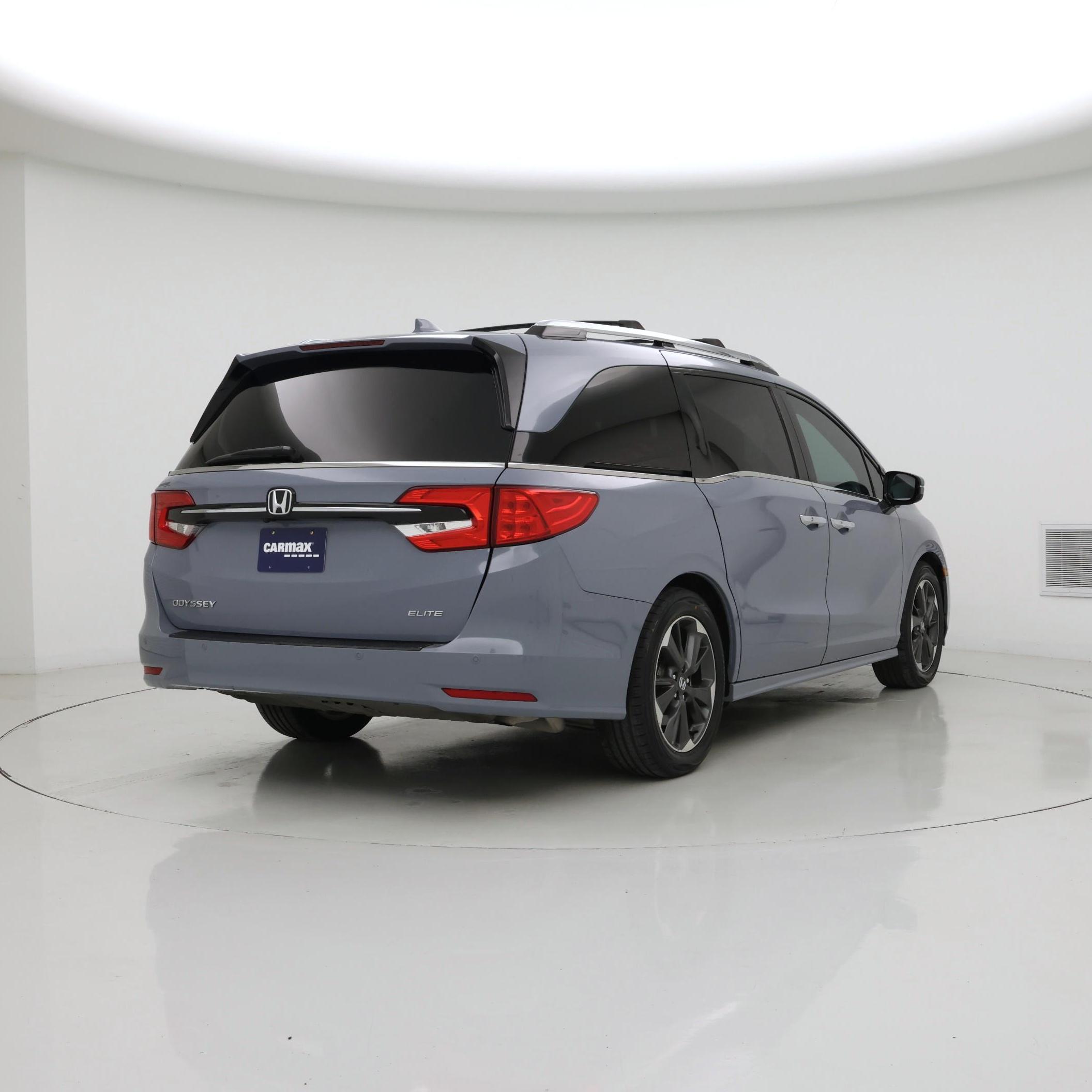 Thumbnail: 2023 Honda Odyssey - 8
