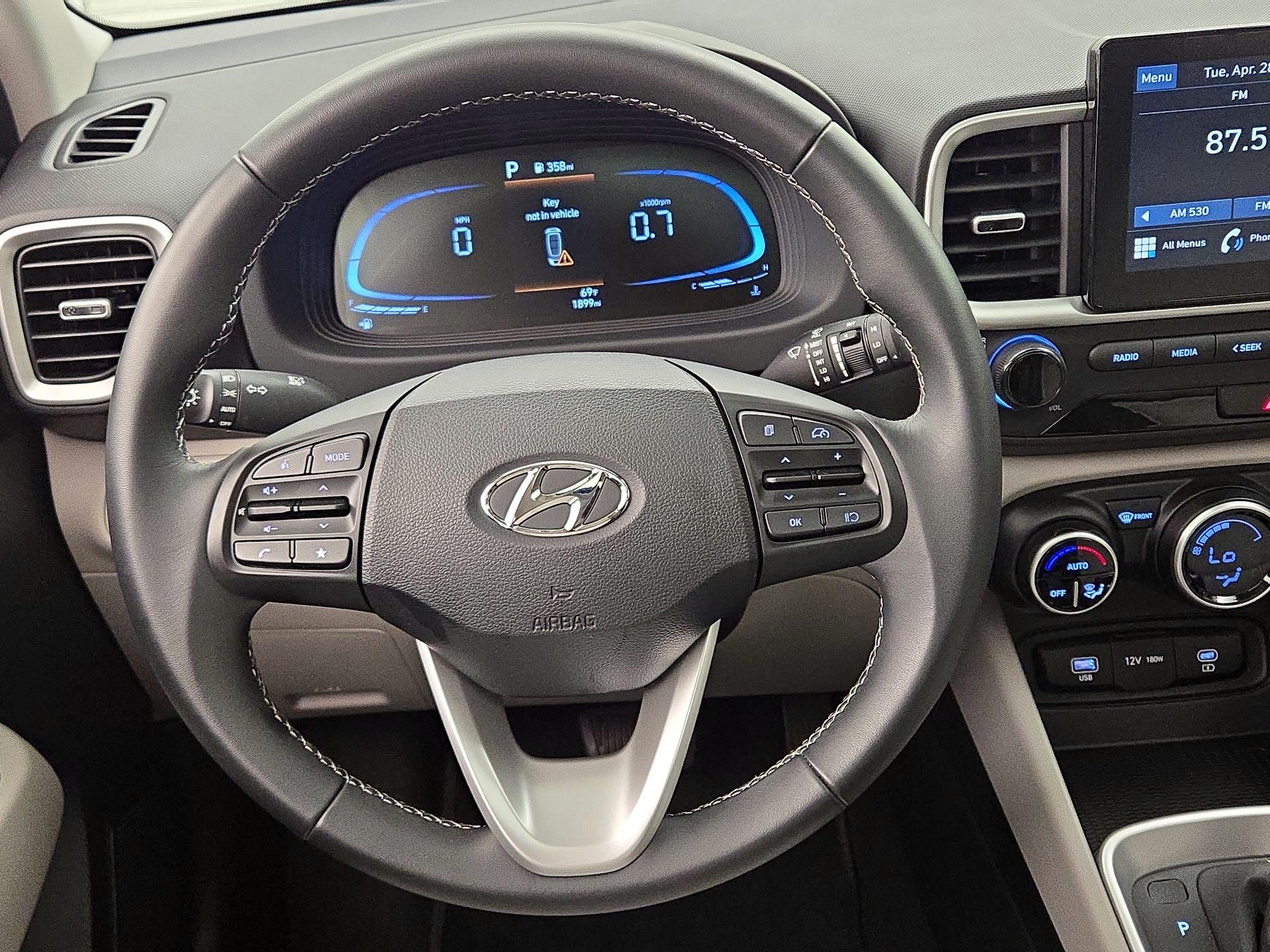 Thumbnail: 2024 Hyundai Venue - 10