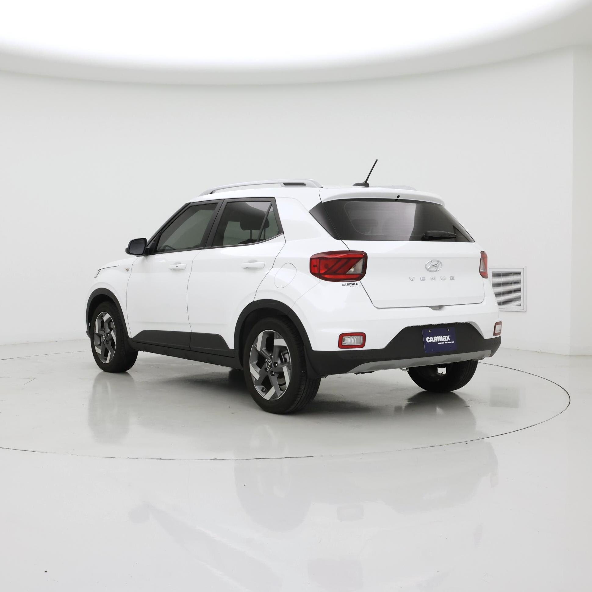 Thumbnail: 2024 Hyundai Venue - 2