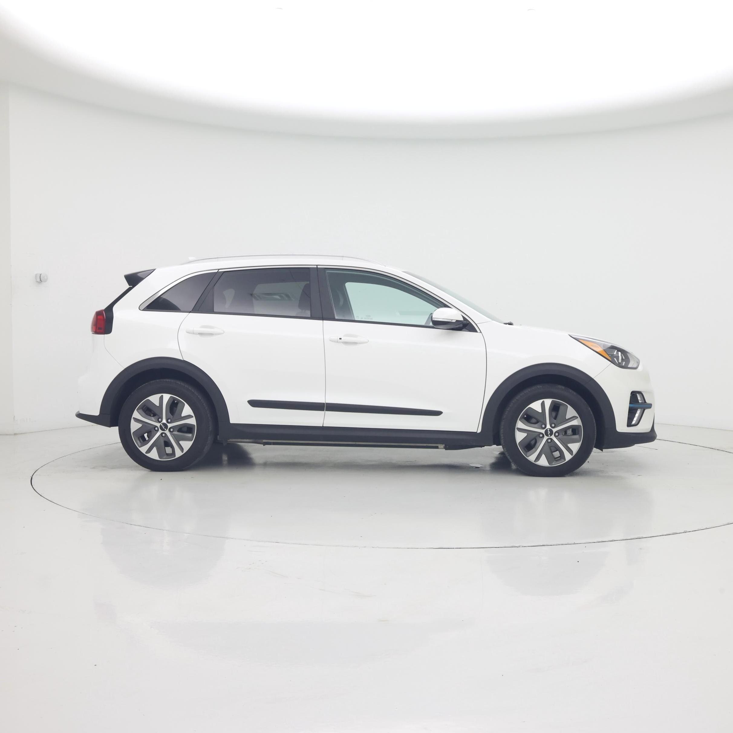 Thumbnail: 2022 Kia Niro - 7