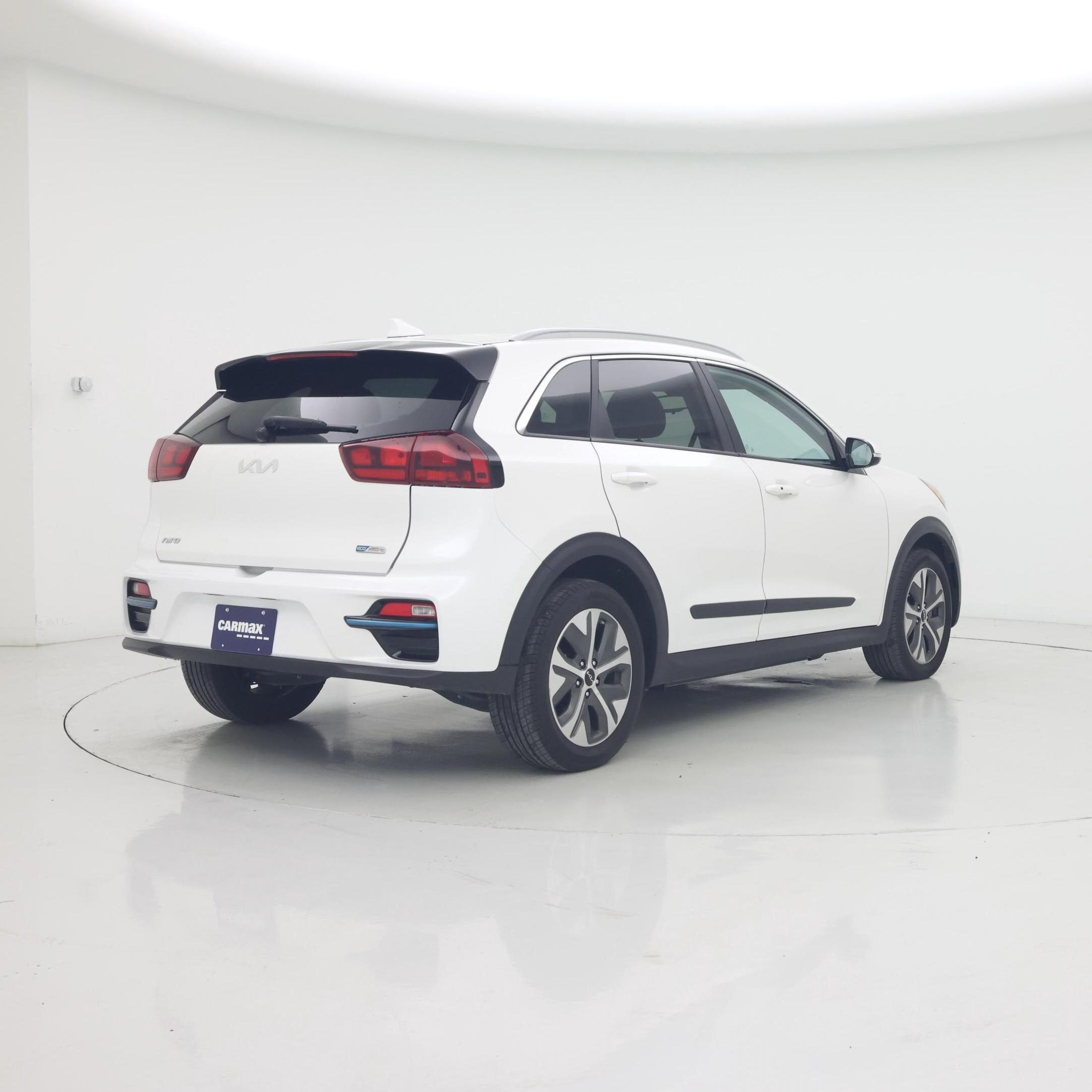 Thumbnail: 2022 Kia Niro - 8