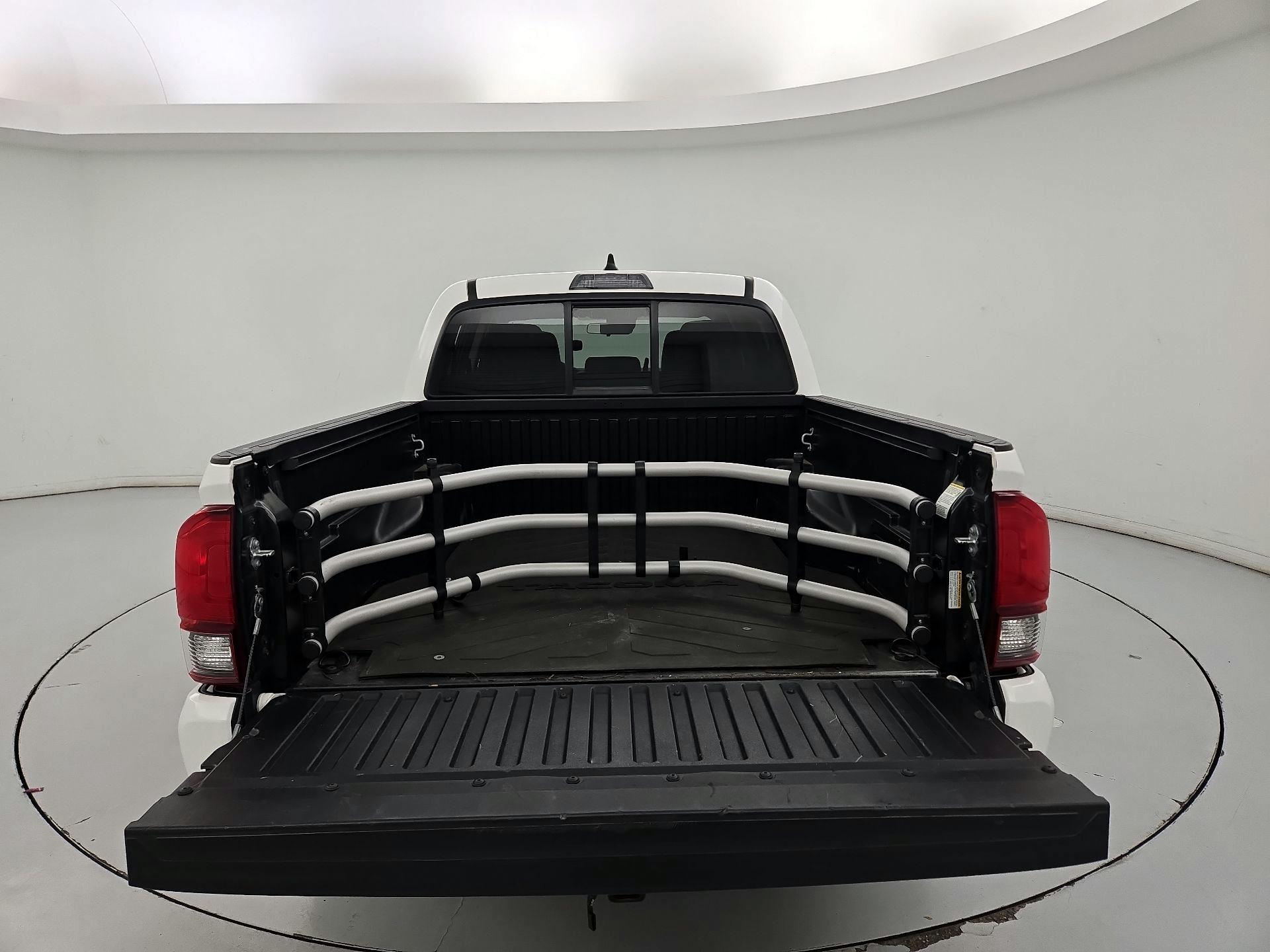 Thumbnail: 2021 Toyota Tacoma - 20