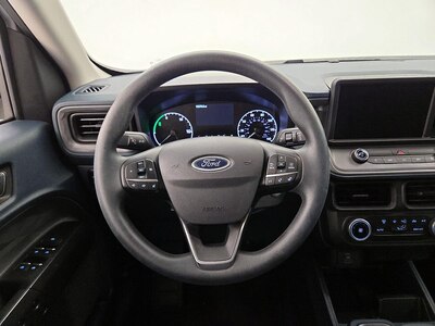 Steering Wheel & Instrument Cluster (On)
