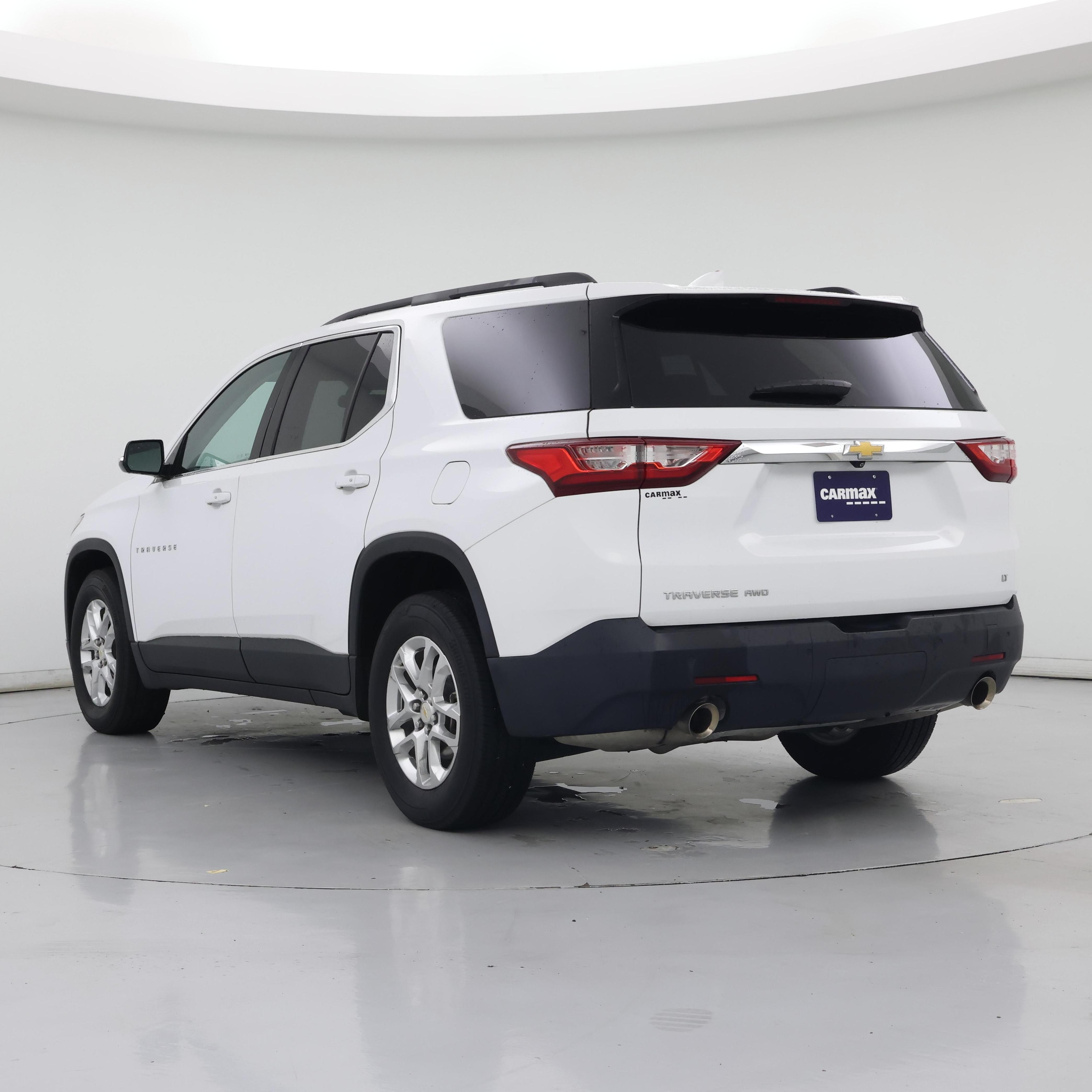 Thumbnail: 2021 Chevrolet Traverse - 2