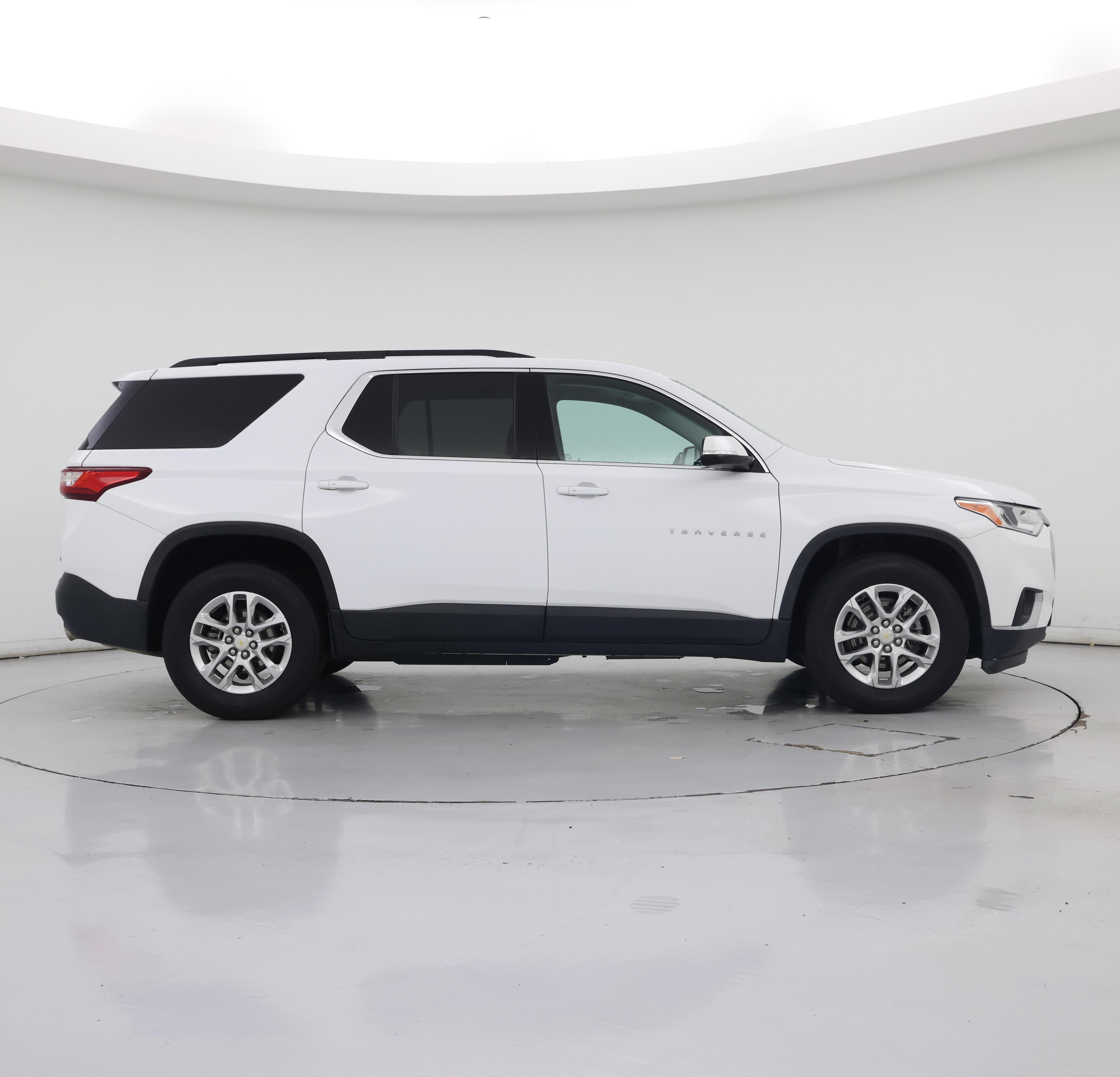 Thumbnail: 2021 Chevrolet Traverse - 7