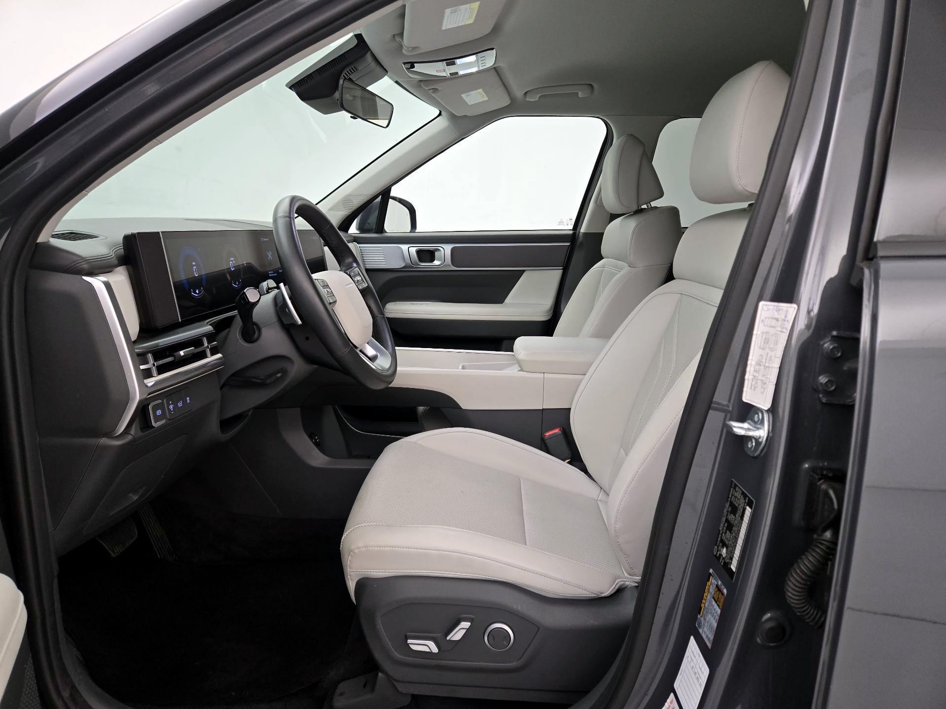 Thumbnail: 2025 Hyundai Santa Fe - 11