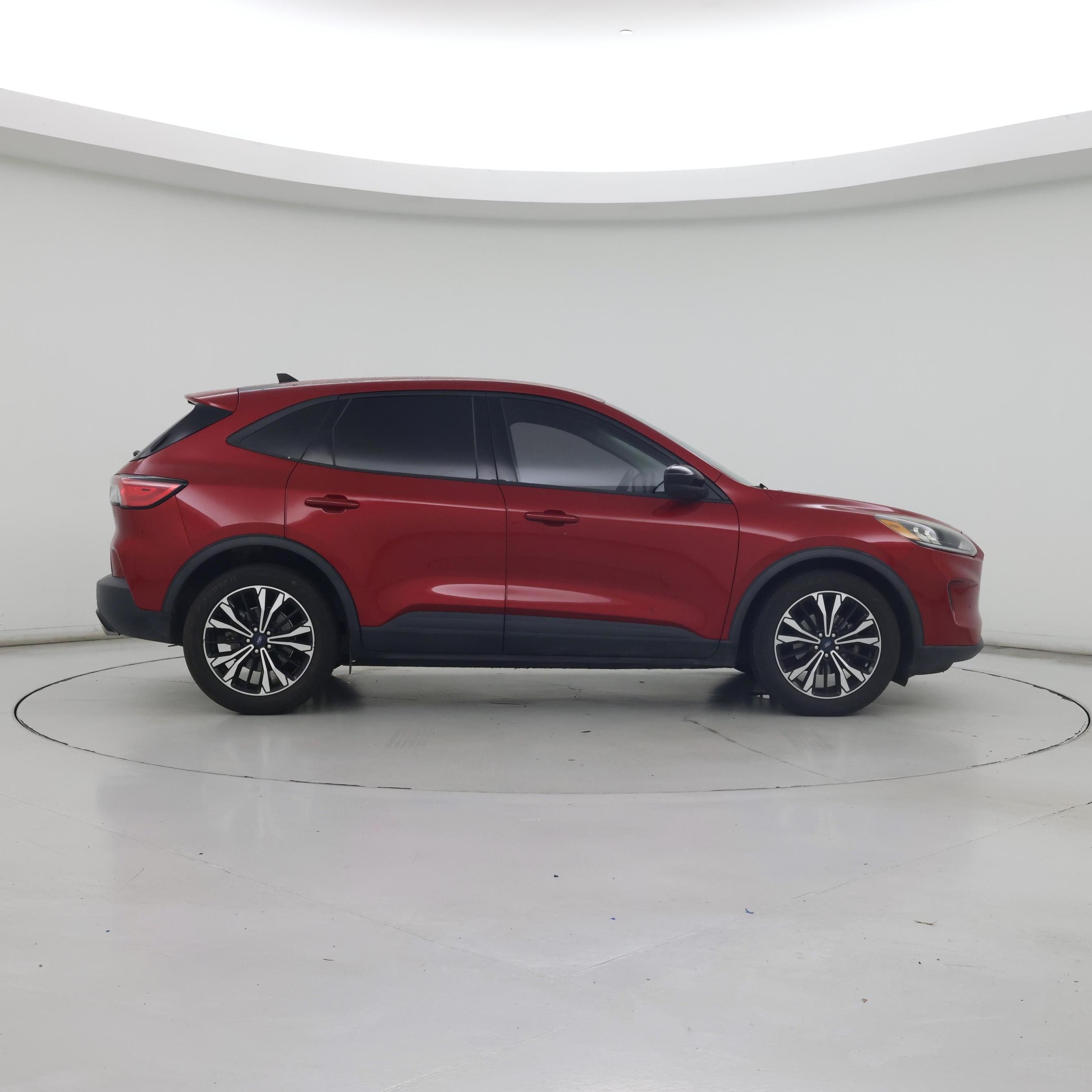 Thumbnail: 2021 Ford Escape - 7