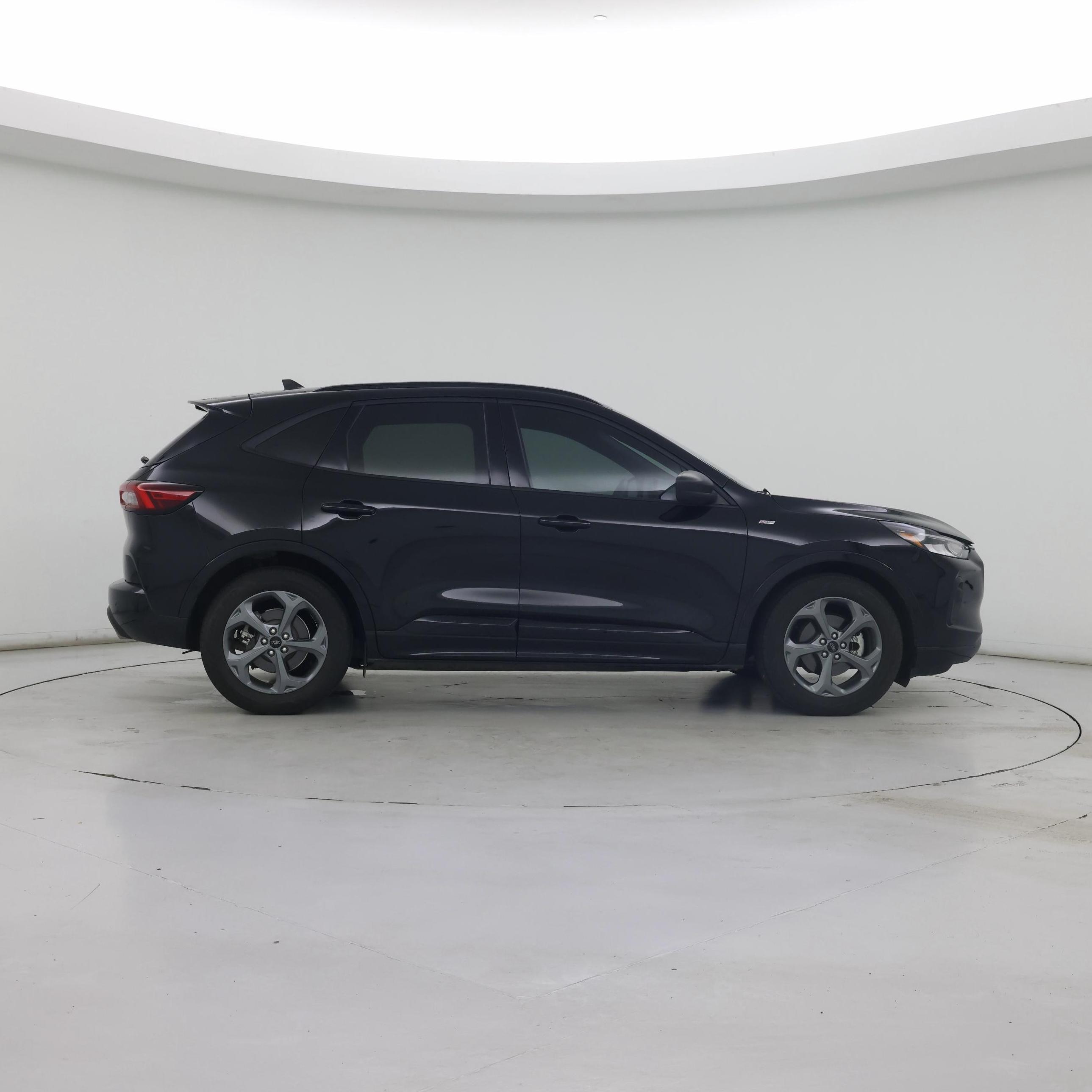 Thumbnail: 2023 Ford Escape - 7