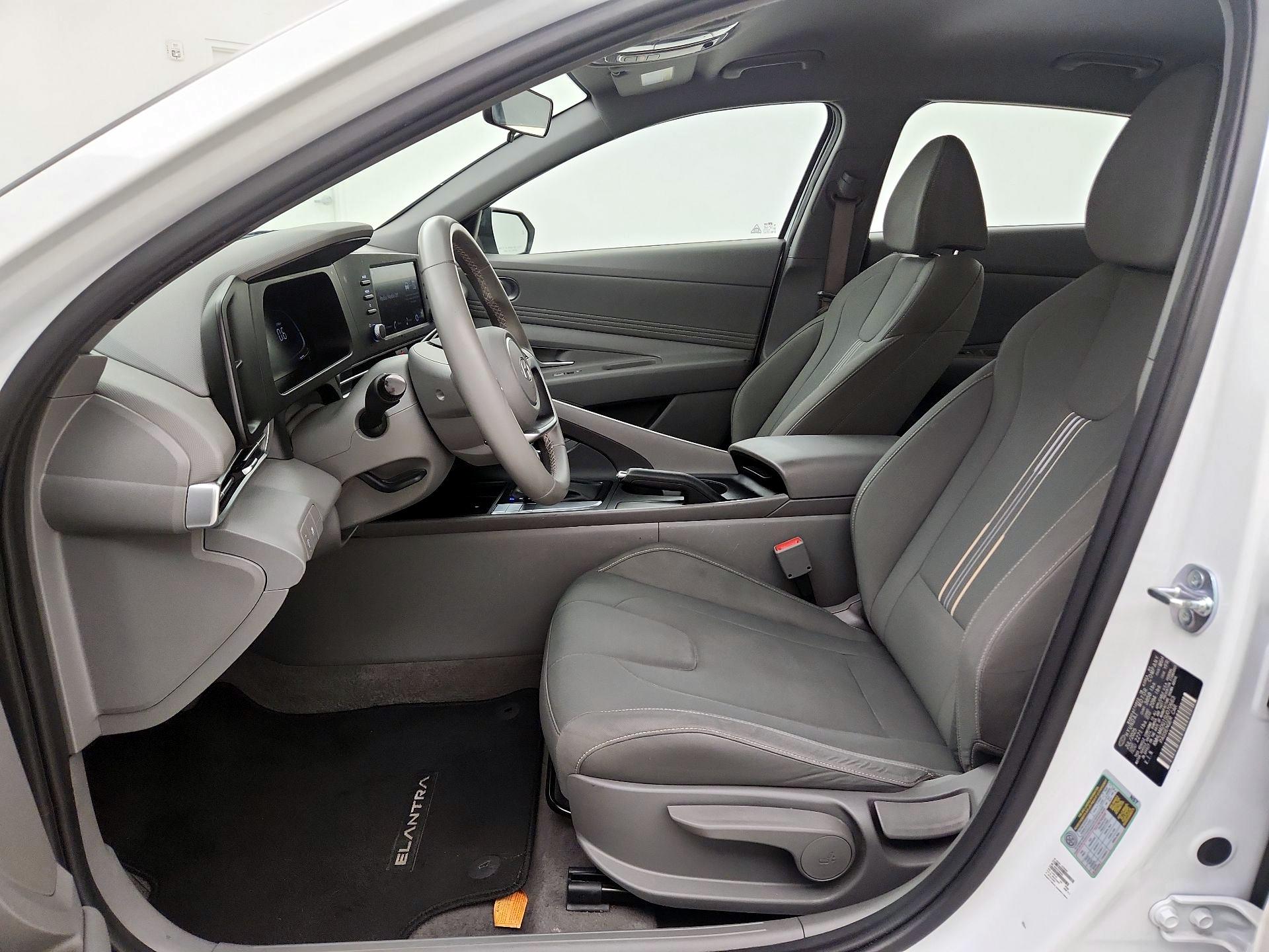 Thumbnail: 2025 Hyundai Elantra - 11