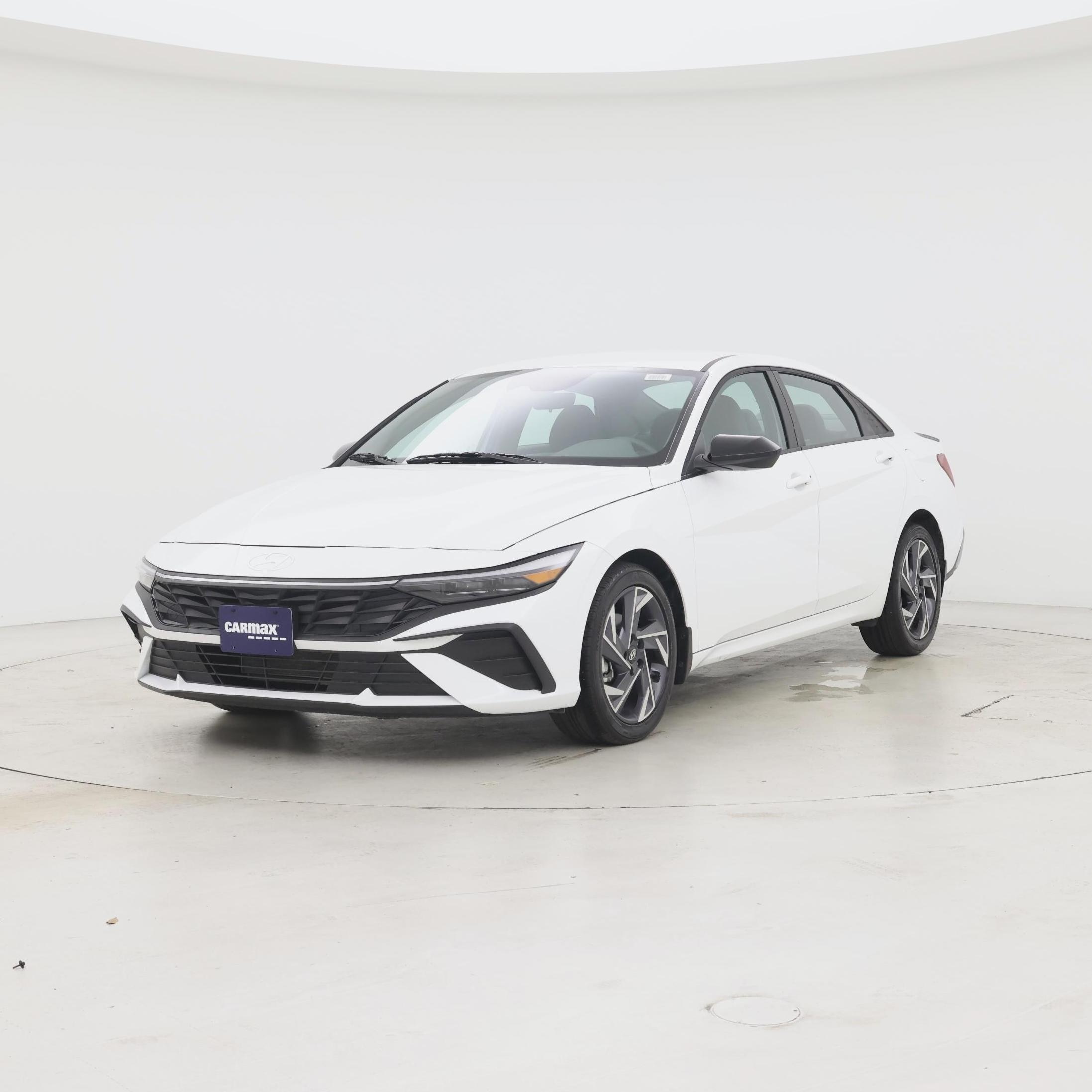 Thumbnail: 2025 Hyundai Elantra - 4