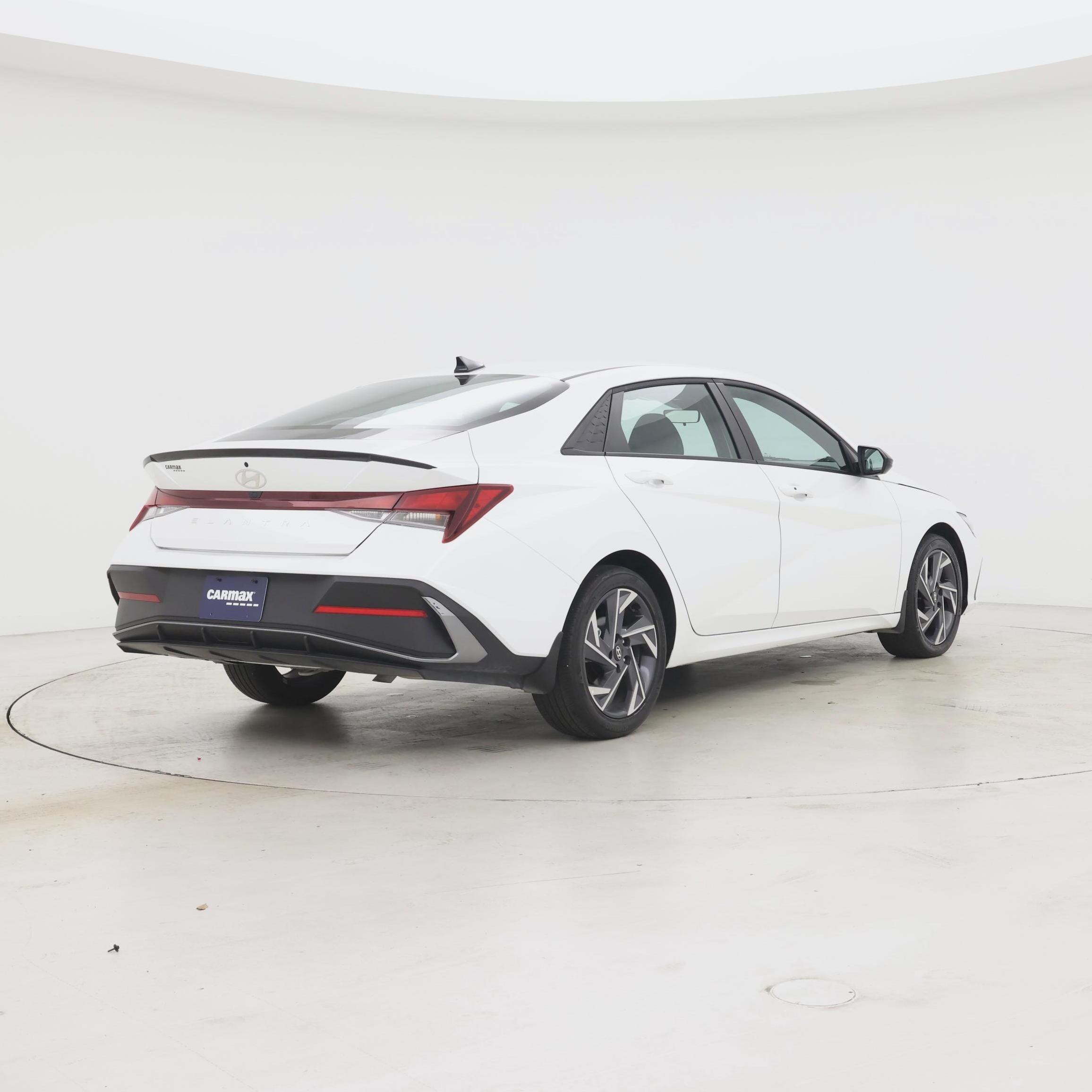 Thumbnail: 2025 Hyundai Elantra - 8