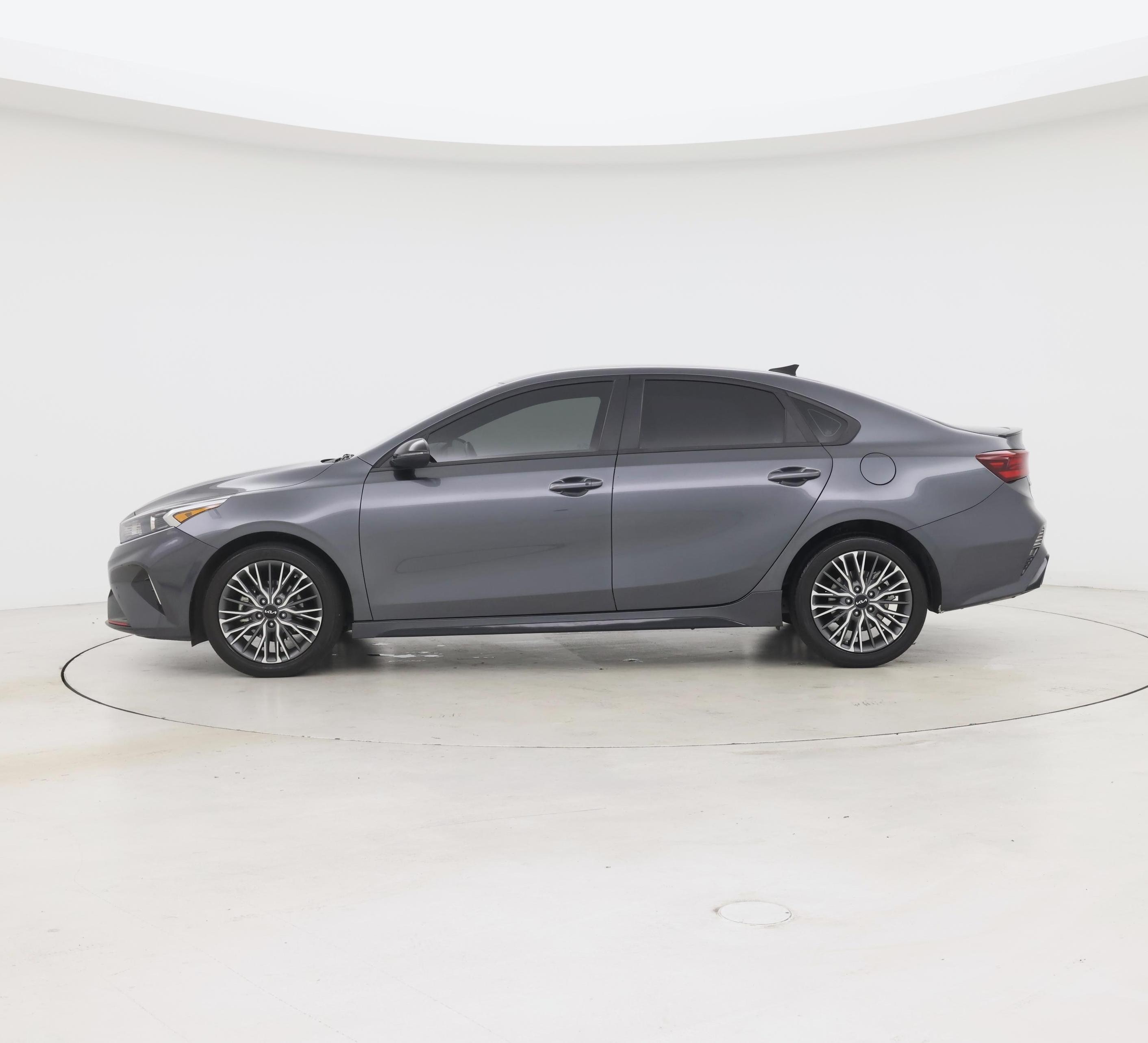 Thumbnail: 2024 Kia Forte - 3