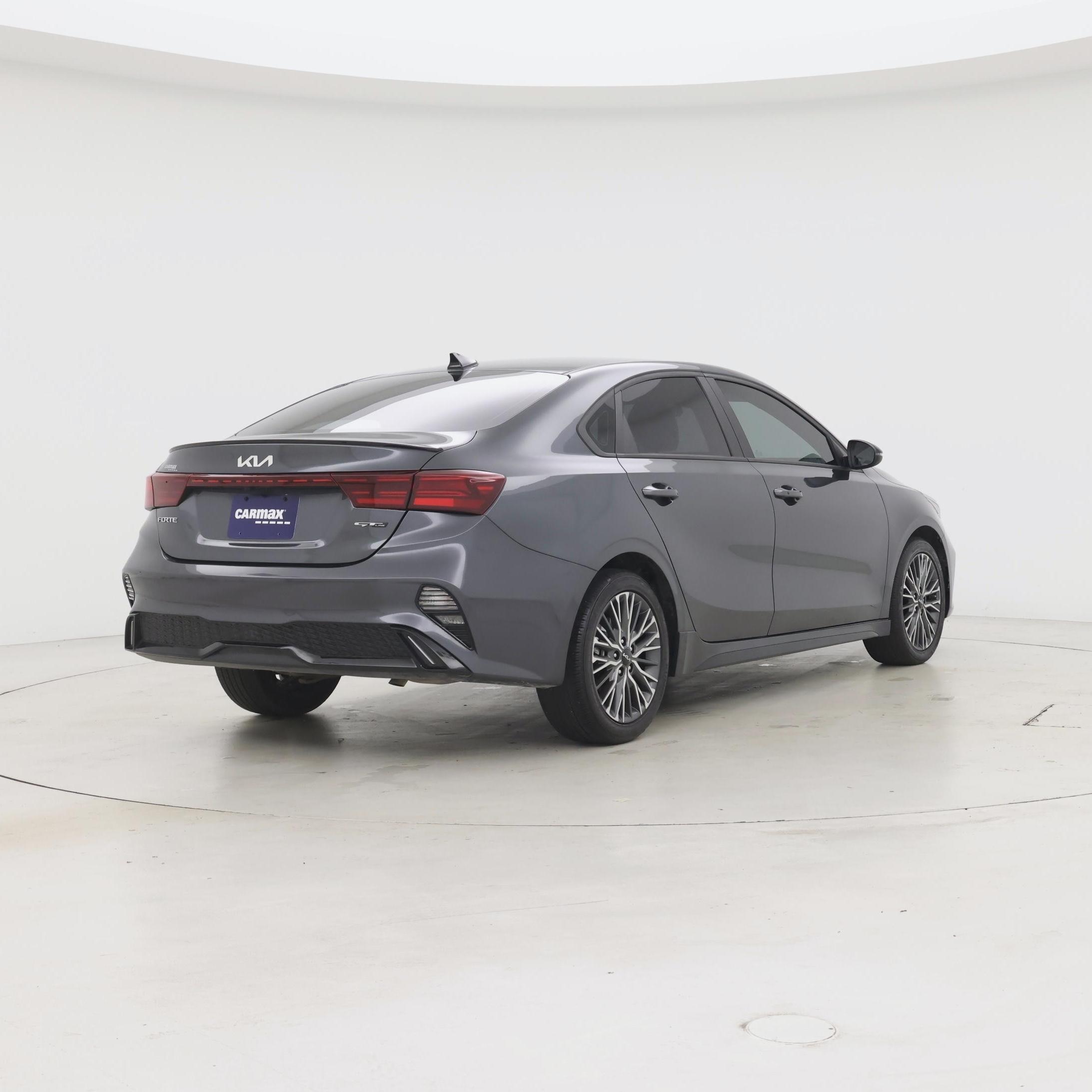 Thumbnail: 2024 Kia Forte - 8