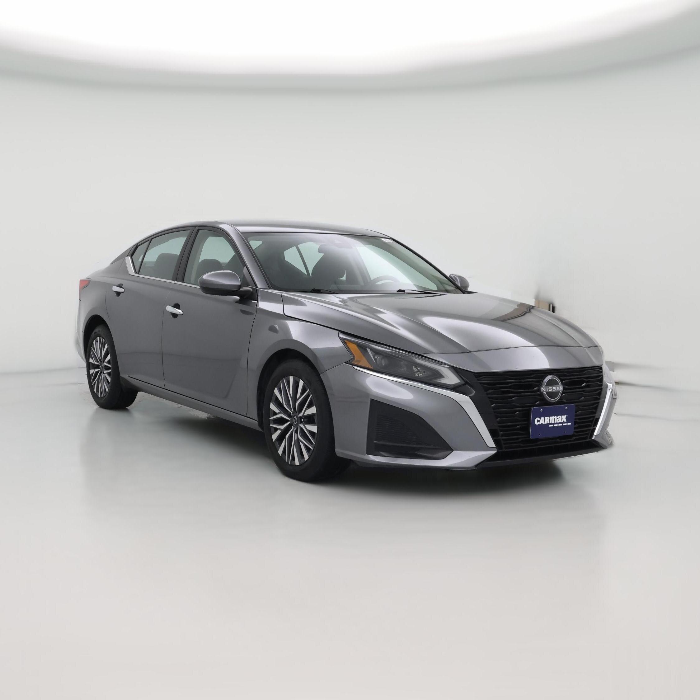 Thumbnail: 2023 Nissan Altima - 1