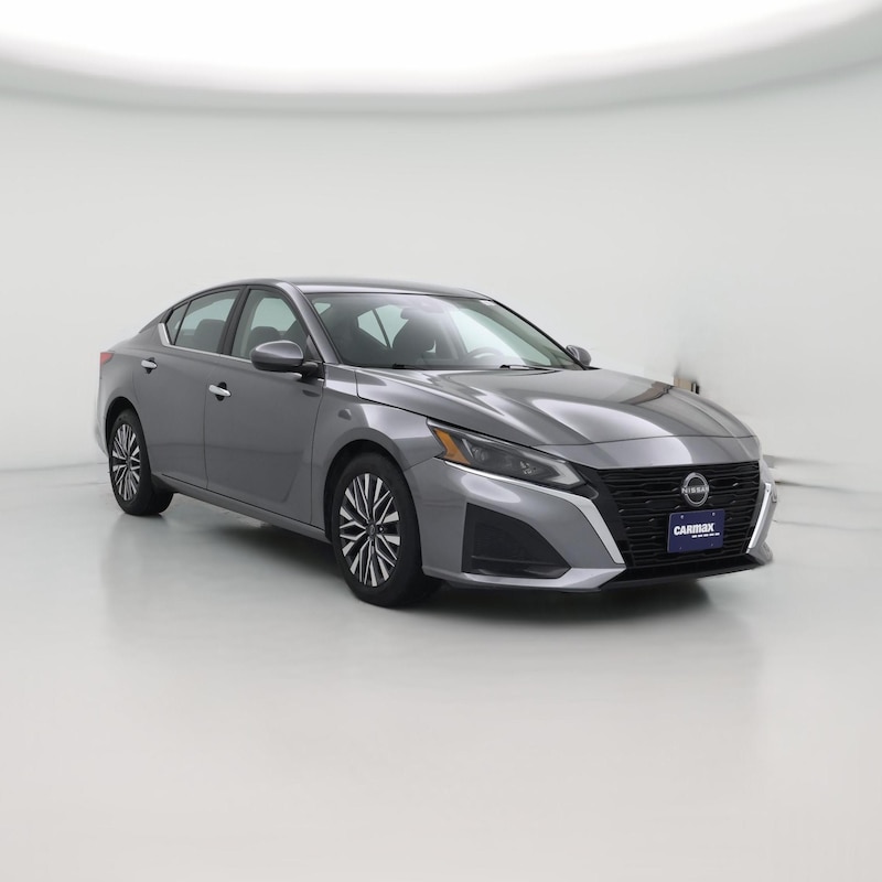 2023 Nissan Altima SV