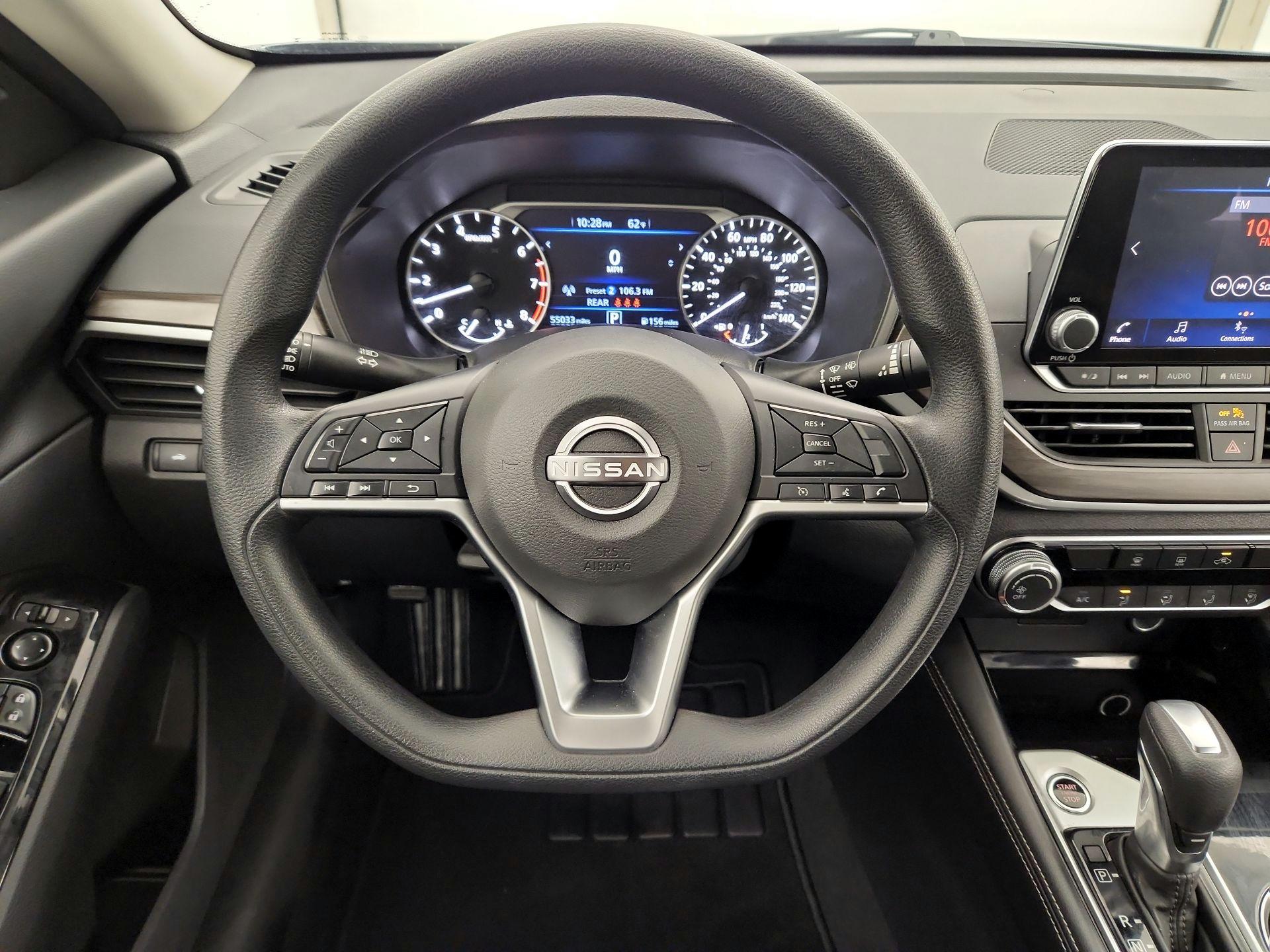 Thumbnail: 2023 Nissan Altima - 10