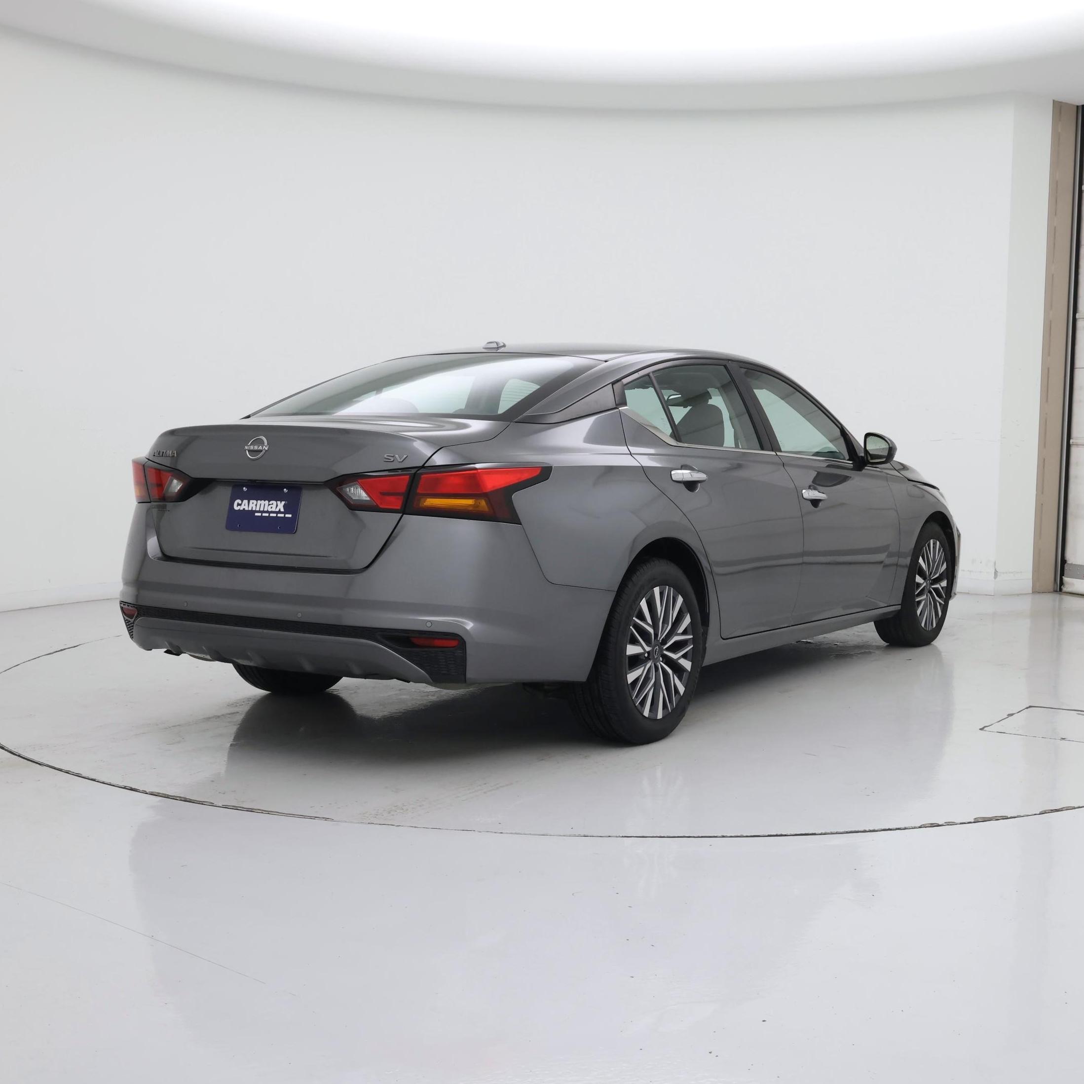 Thumbnail: 2023 Nissan Altima - 8