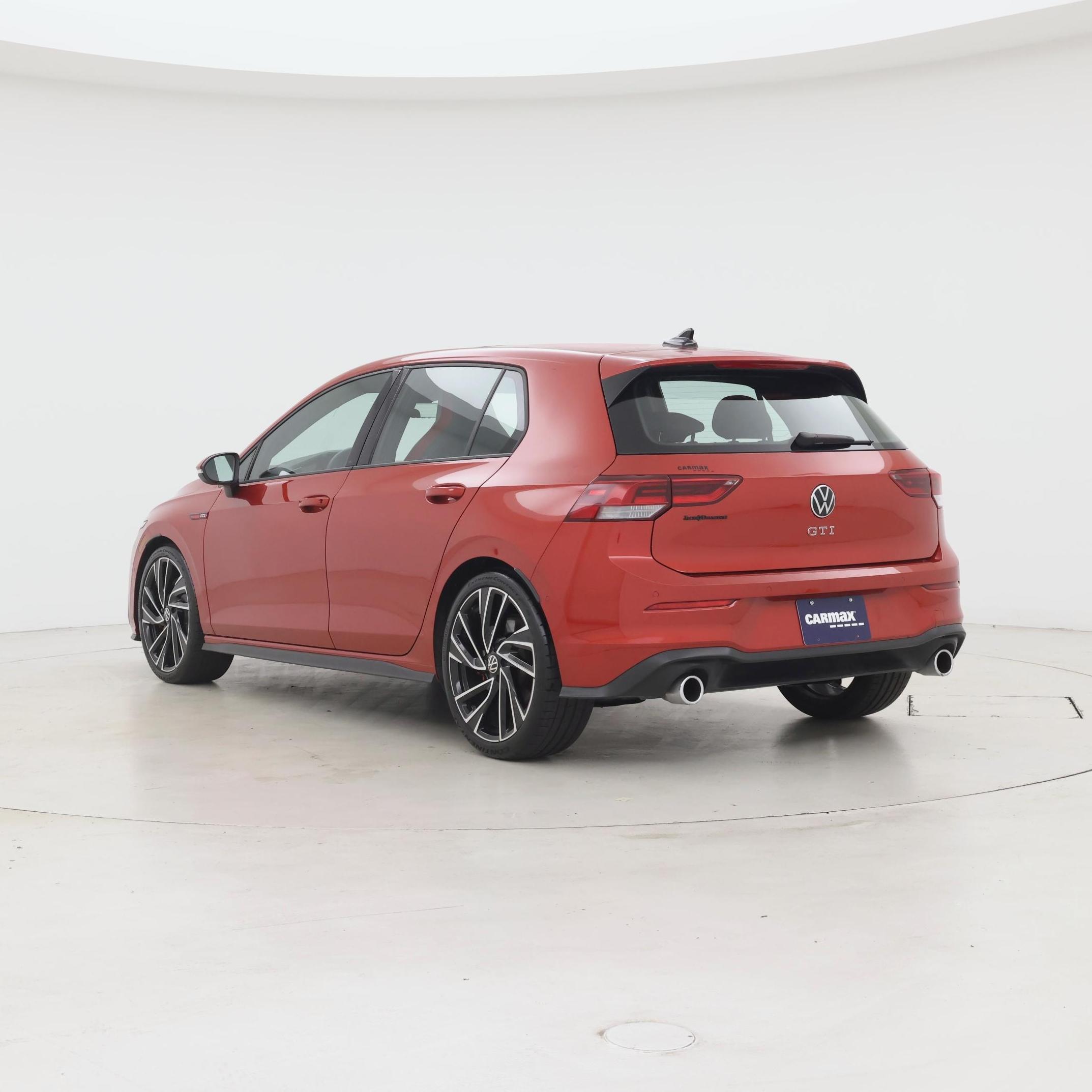 Thumbnail: 2024 Volkswagen Golf - 2