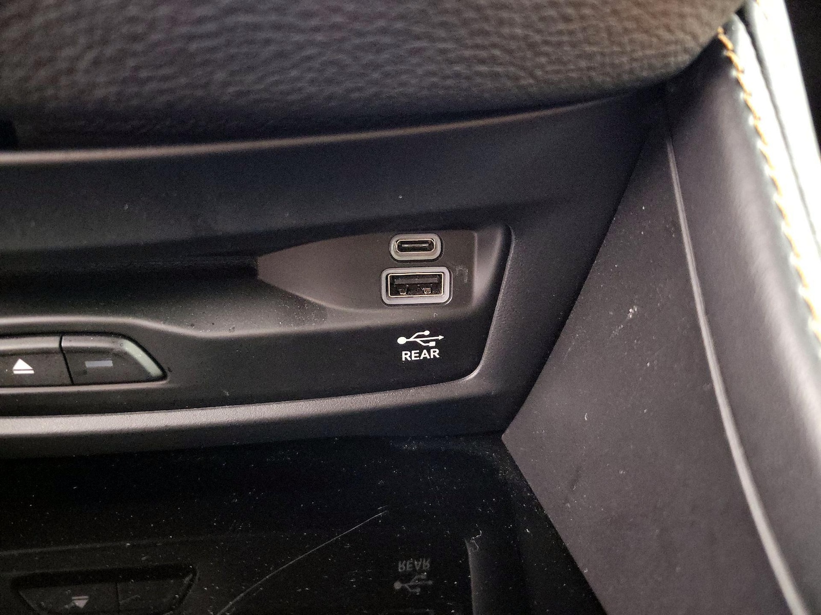 2023 Chrysler Pacifica Hybrid Pinnacle - Photo 19