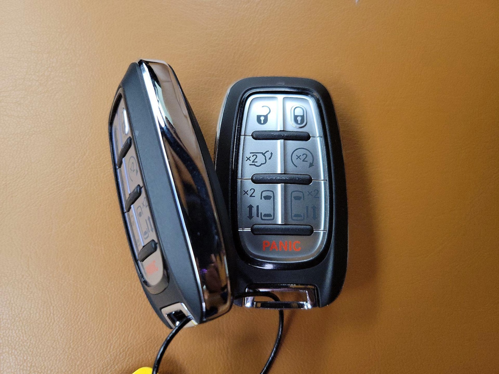 2023 Chrysler Pacifica Hybrid Pinnacle - Photo 24