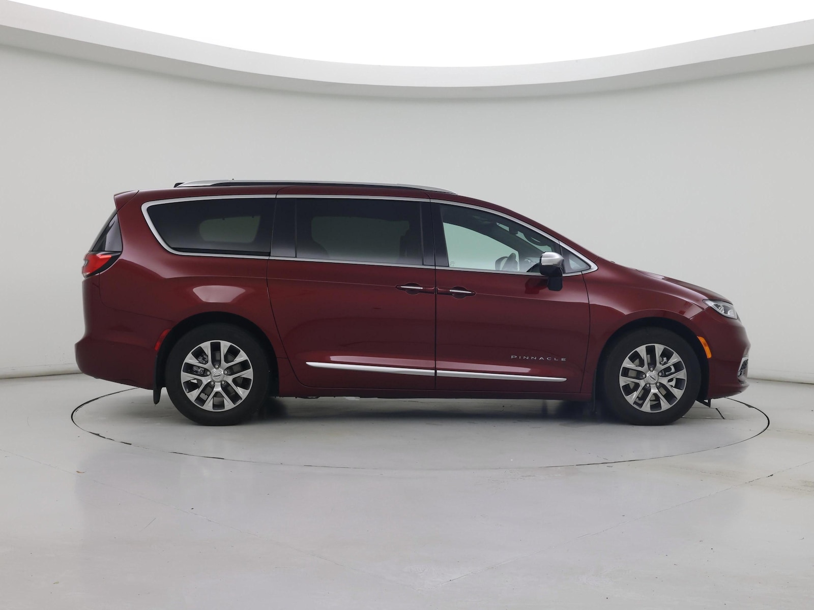 2023 Chrysler Pacifica Hybrid Pinnacle - Photo 8