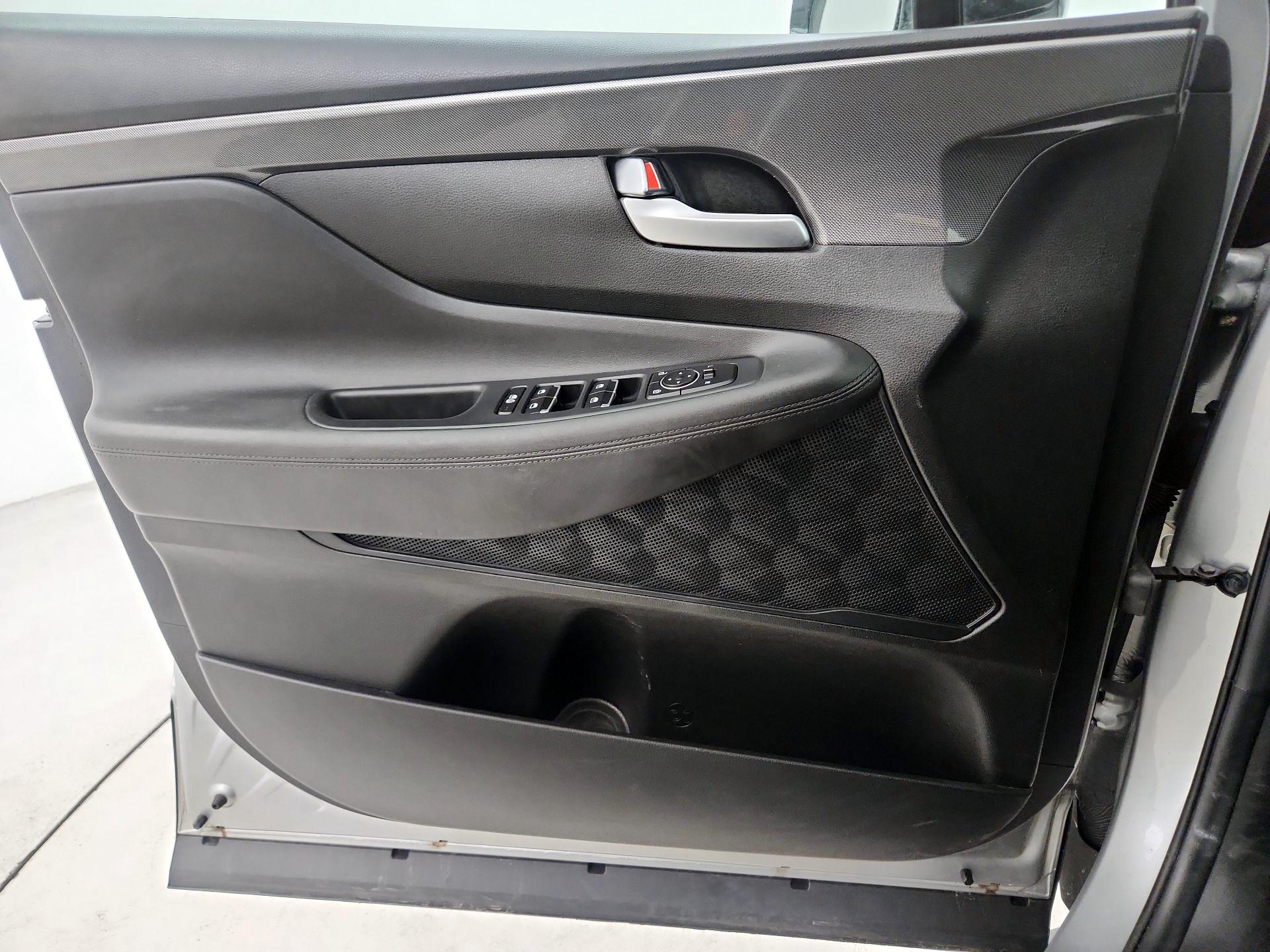 Thumbnail: 2023 Hyundai Santa Fe - 10
