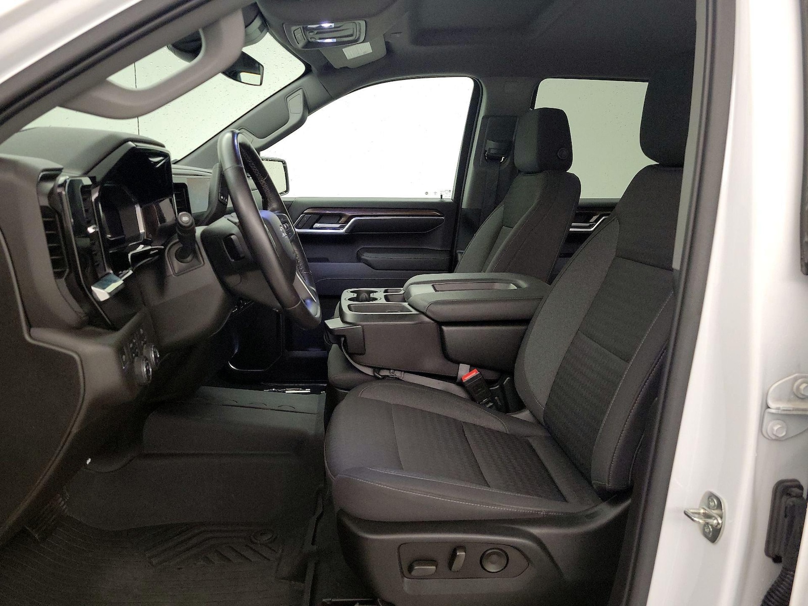 2022 Chevrolet Silverado 1500 RST - Photo 12