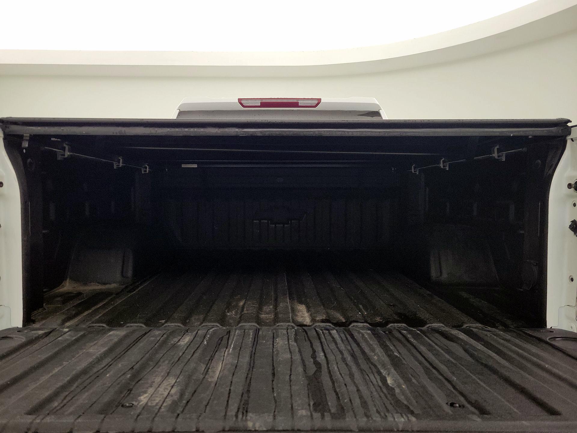 Thumbnail: 2022 Chevrolet Silverado 1500 - 19