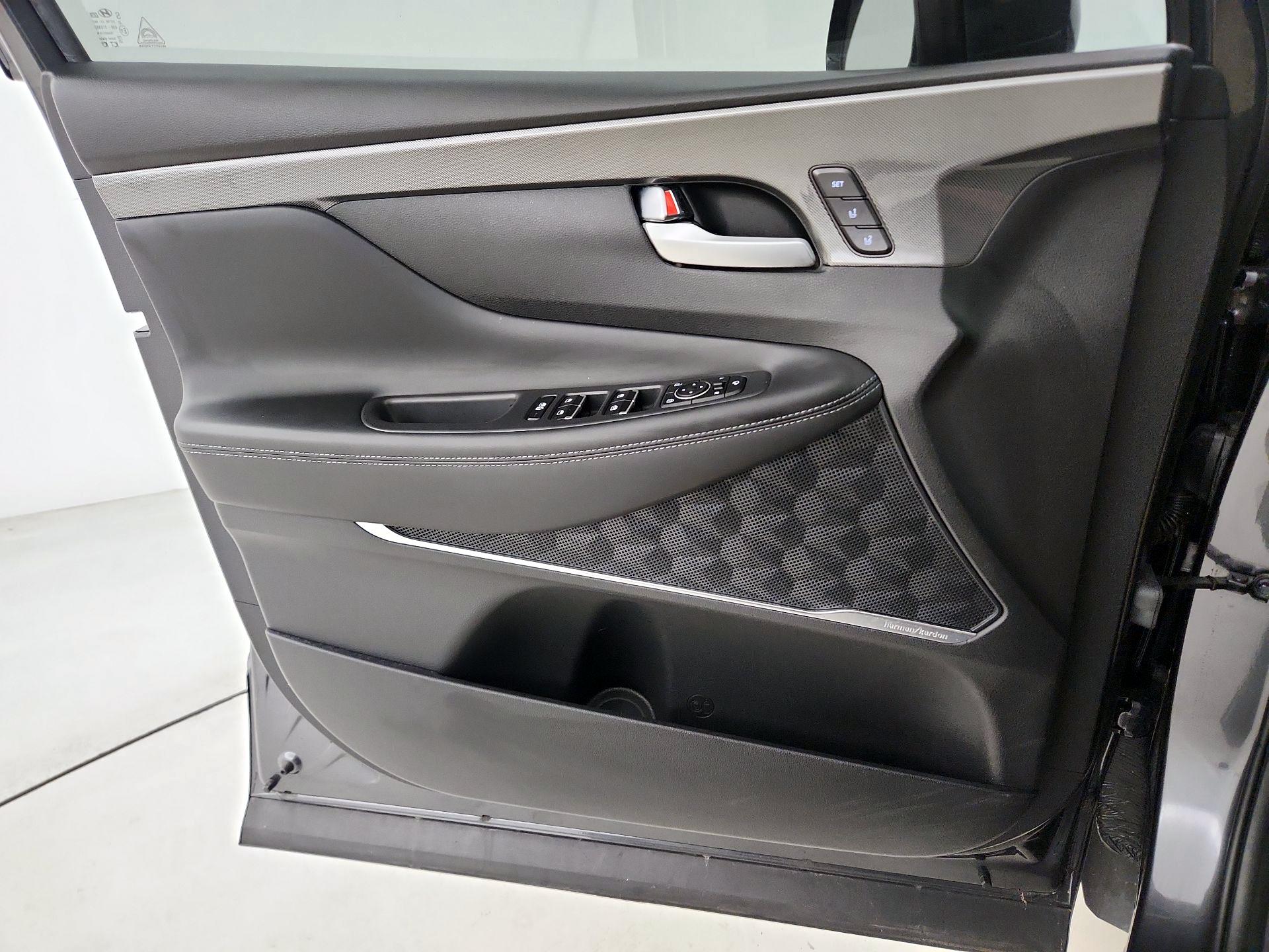 Thumbnail: 2023 Hyundai Santa Fe - 12