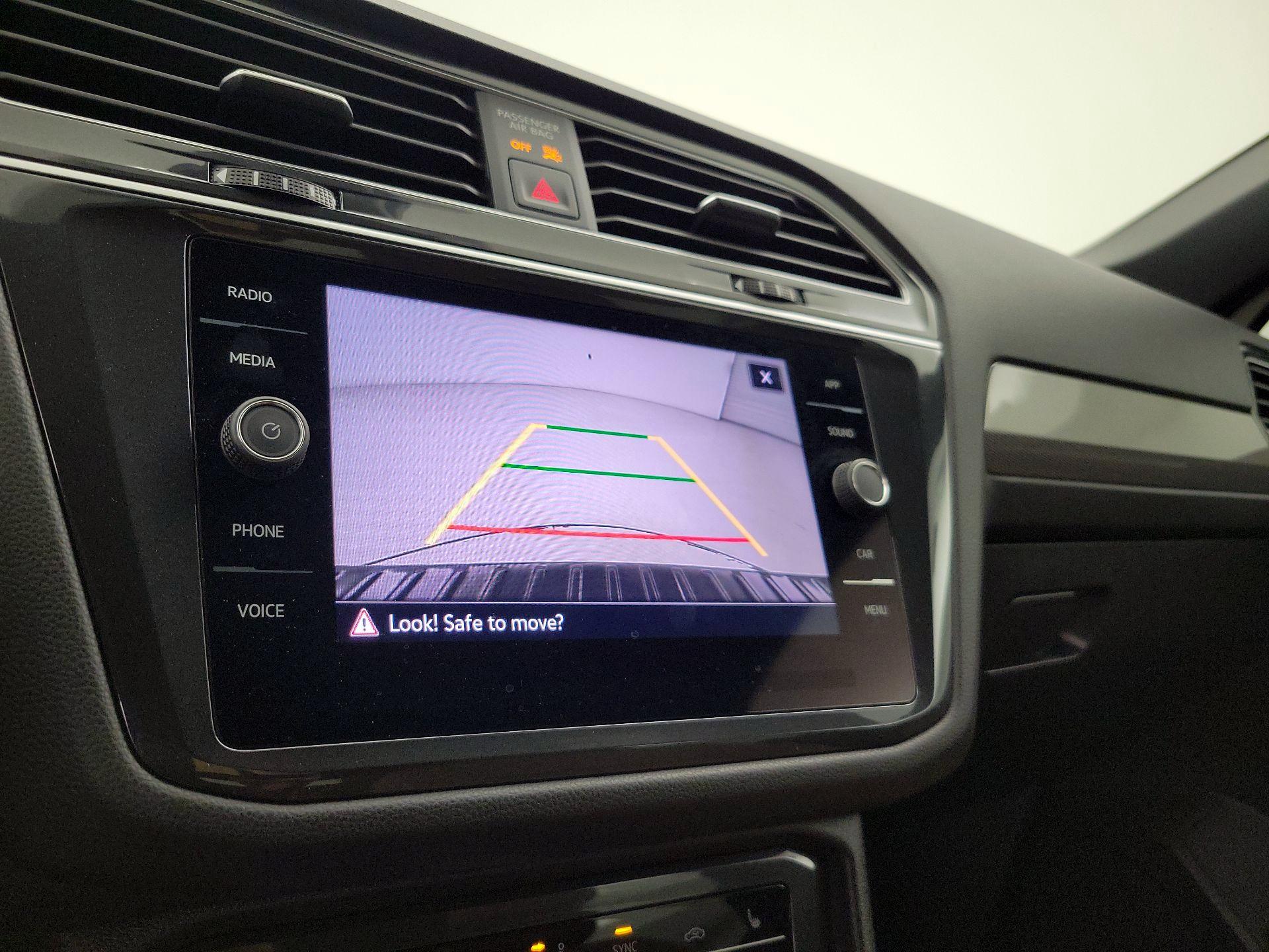 Thumbnail: 2024 Volkswagen Tiguan - 14